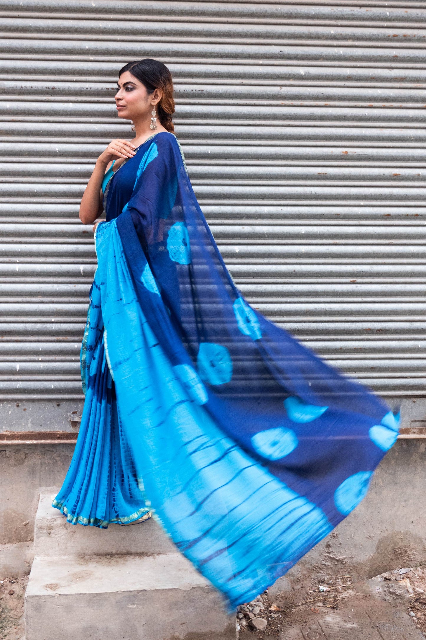 Blue-Sky Blue Tie & dye Cotton Saree with Zari Border