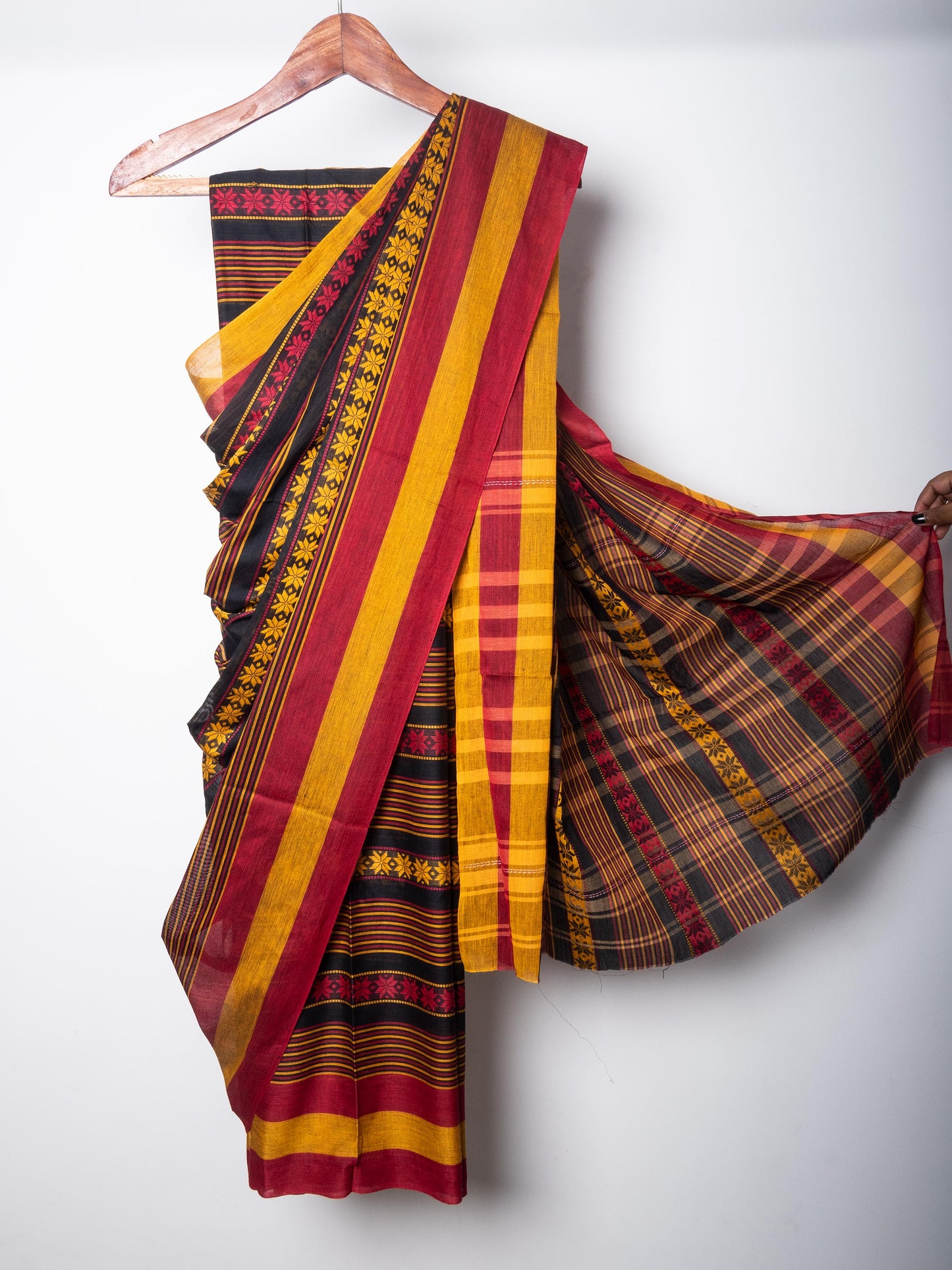 Black-Red-Yellow Floral Dhaniakhali Soft Cotton Saree