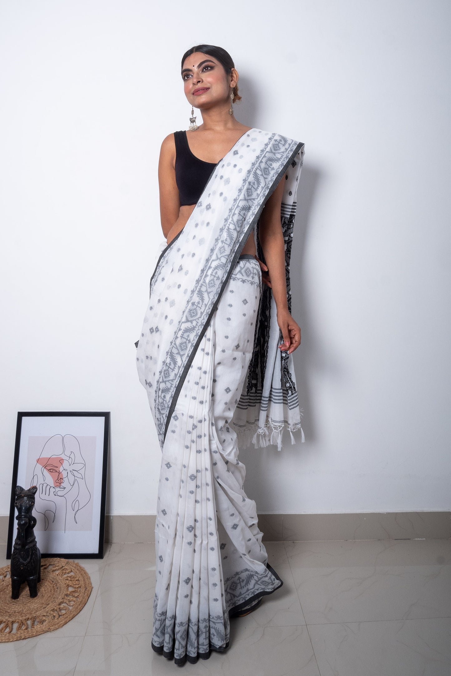 White-Black Handloom Woven Jamdani Saree