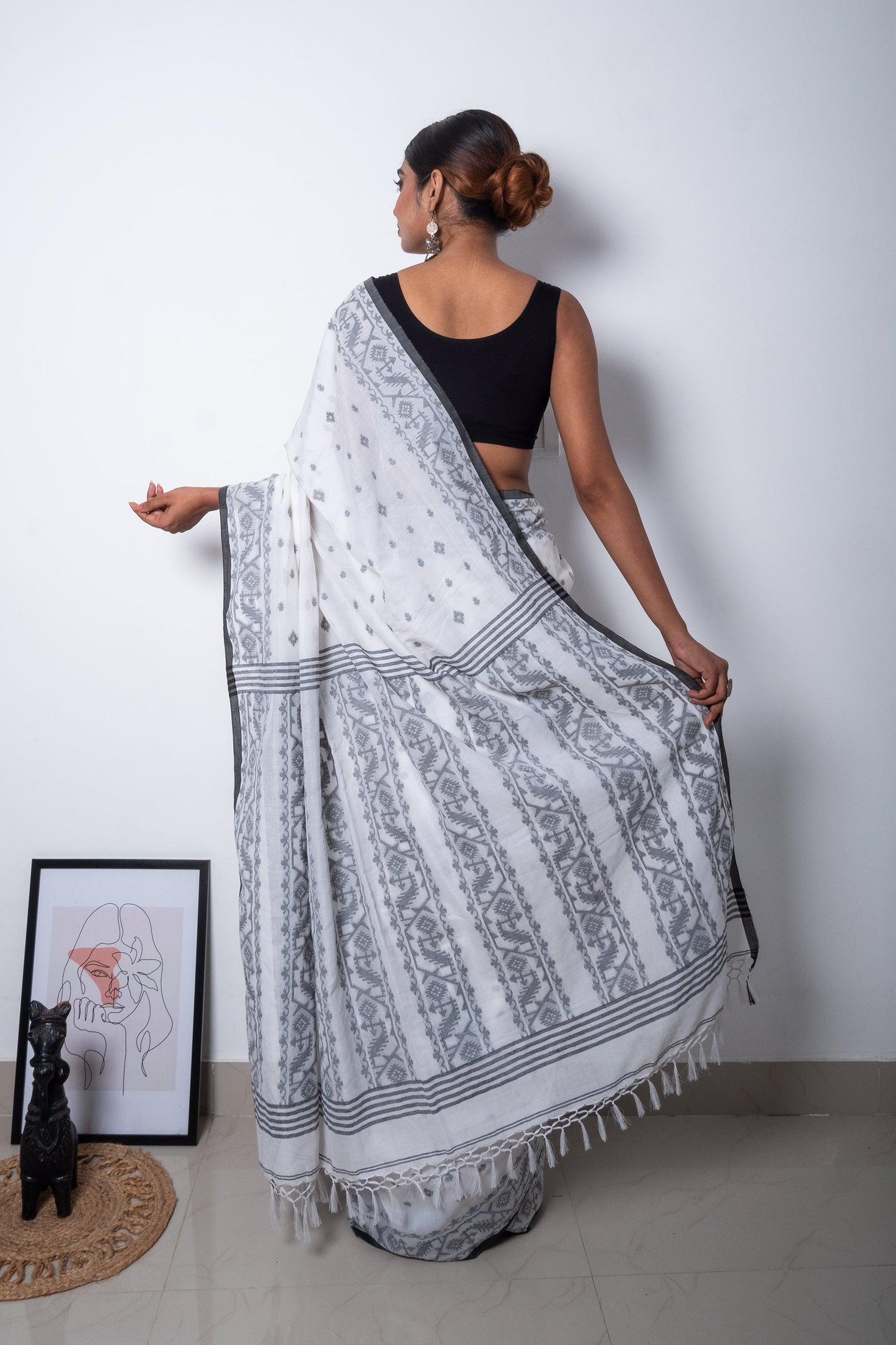 White-Black Handloom Woven Jamdani Saree