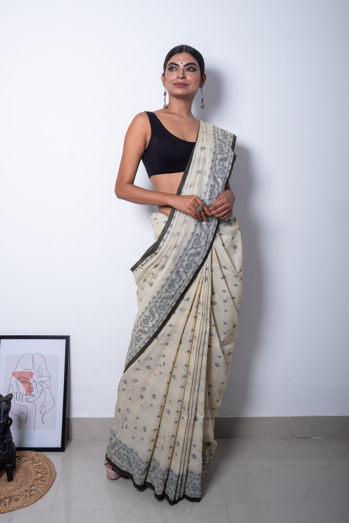 Cream-Black Handloom Woven Jamdani Saree