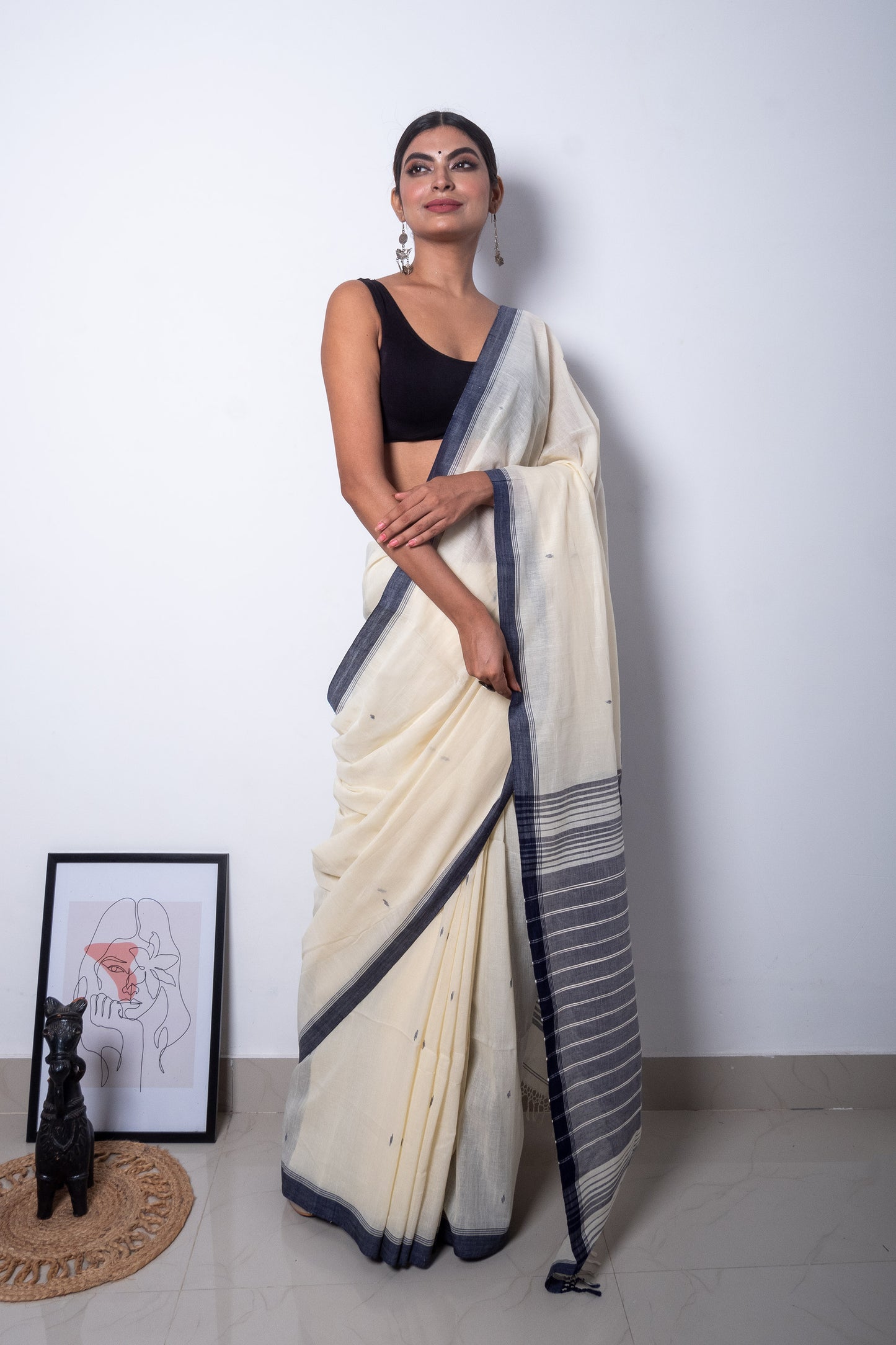 Cream-Black Handloom Jamdani Saree with Needle Woven Buttis