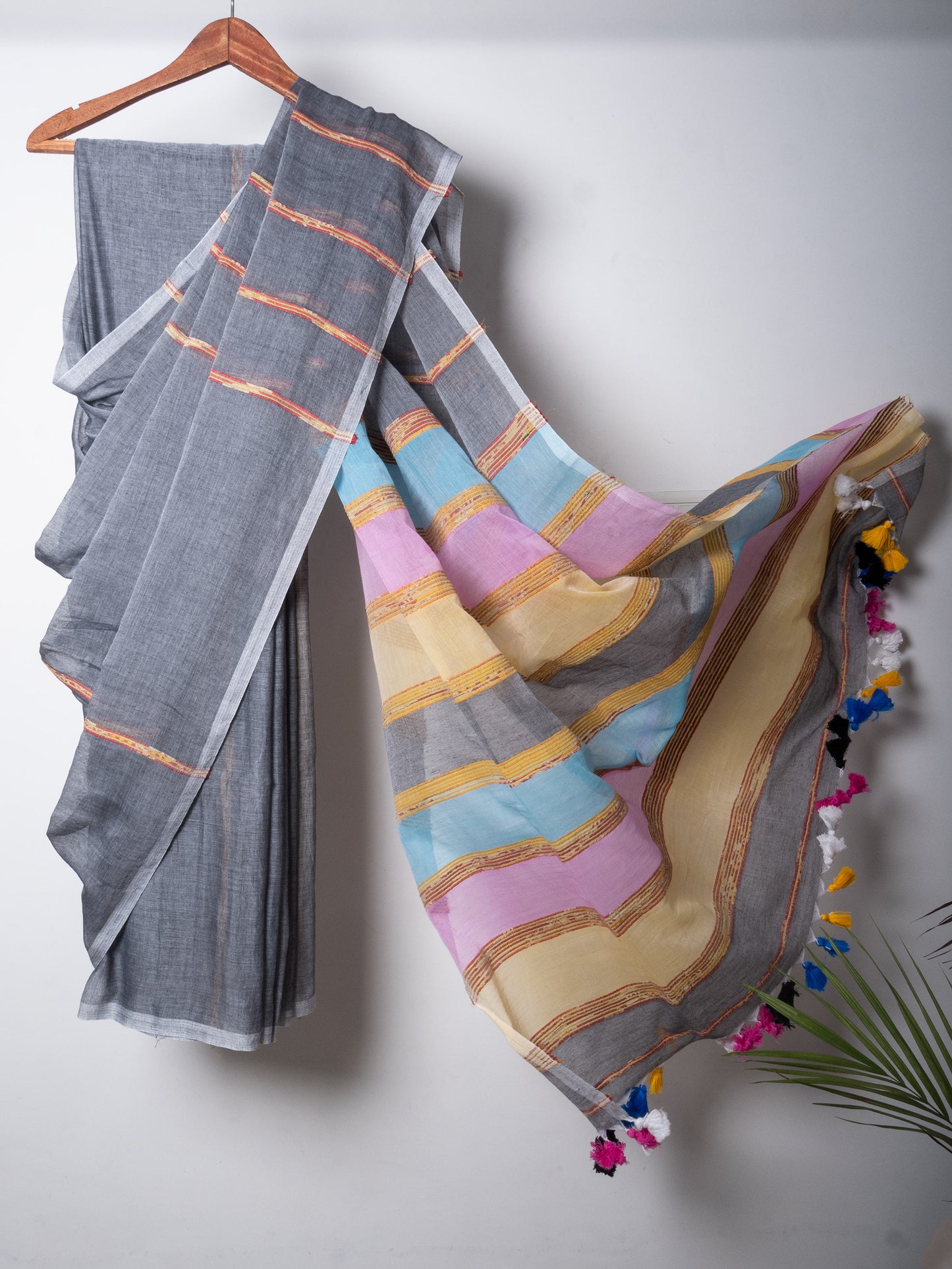 Grey Soft Cotton Khesh Saree with Multicolor Pallu