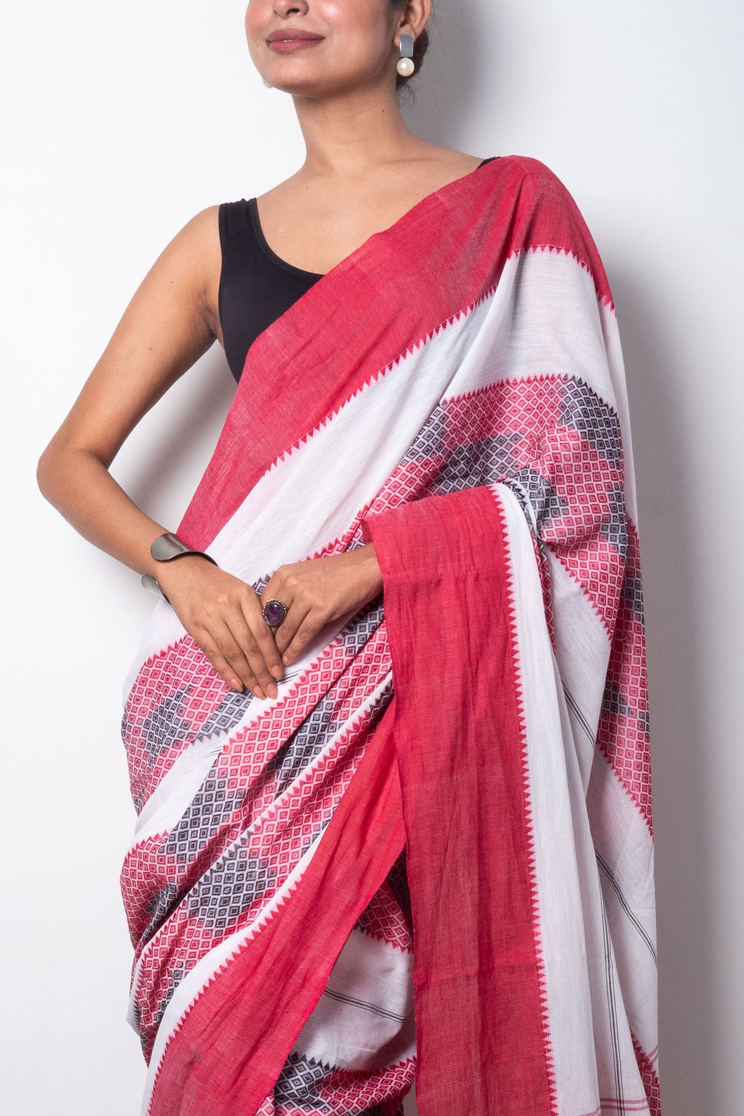 White Cotton Woven Dhaniakhali Saree with Red Borders