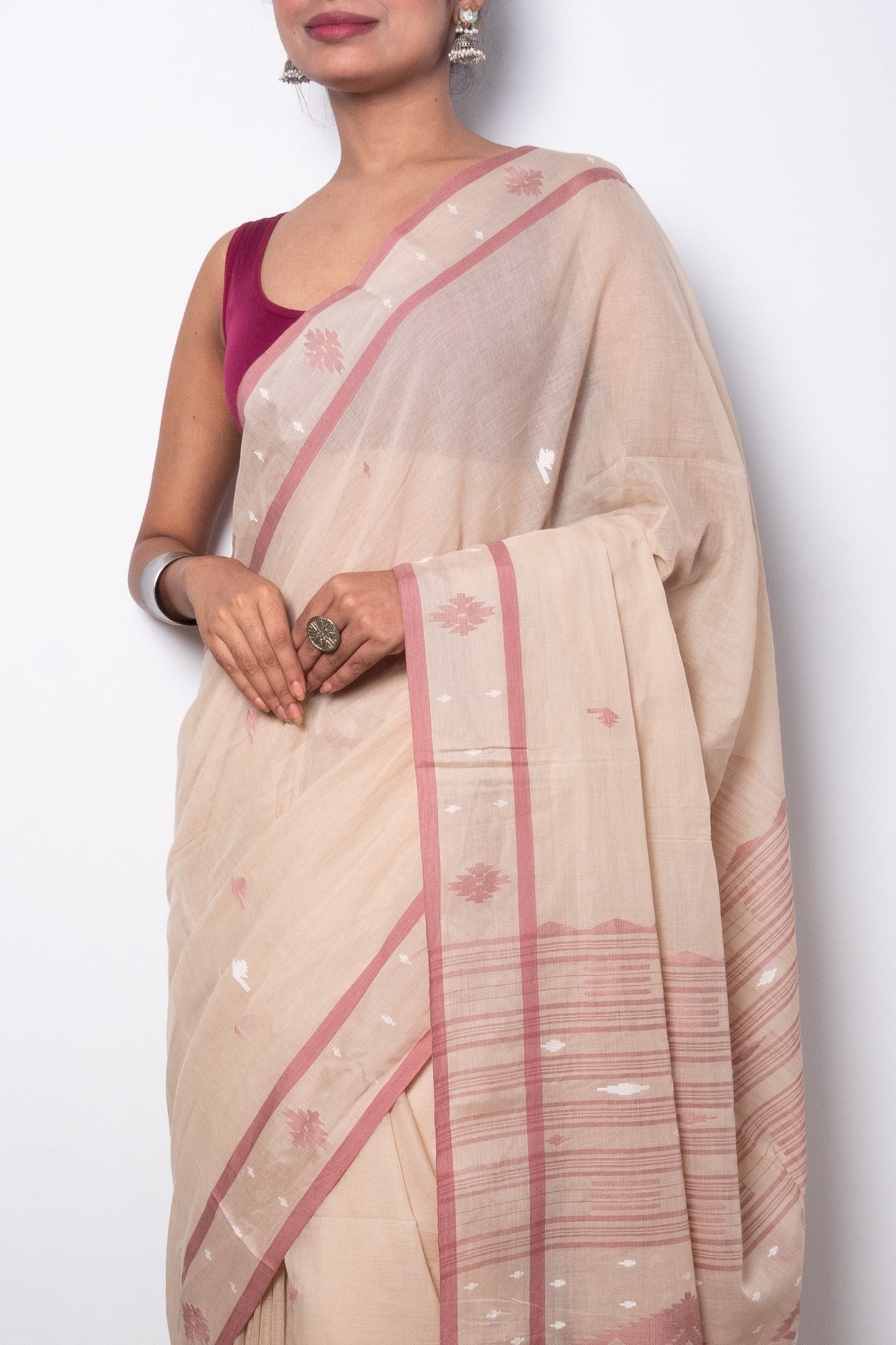 Beige Maroon Purely Handloom Needle Woven Jamdani Saree