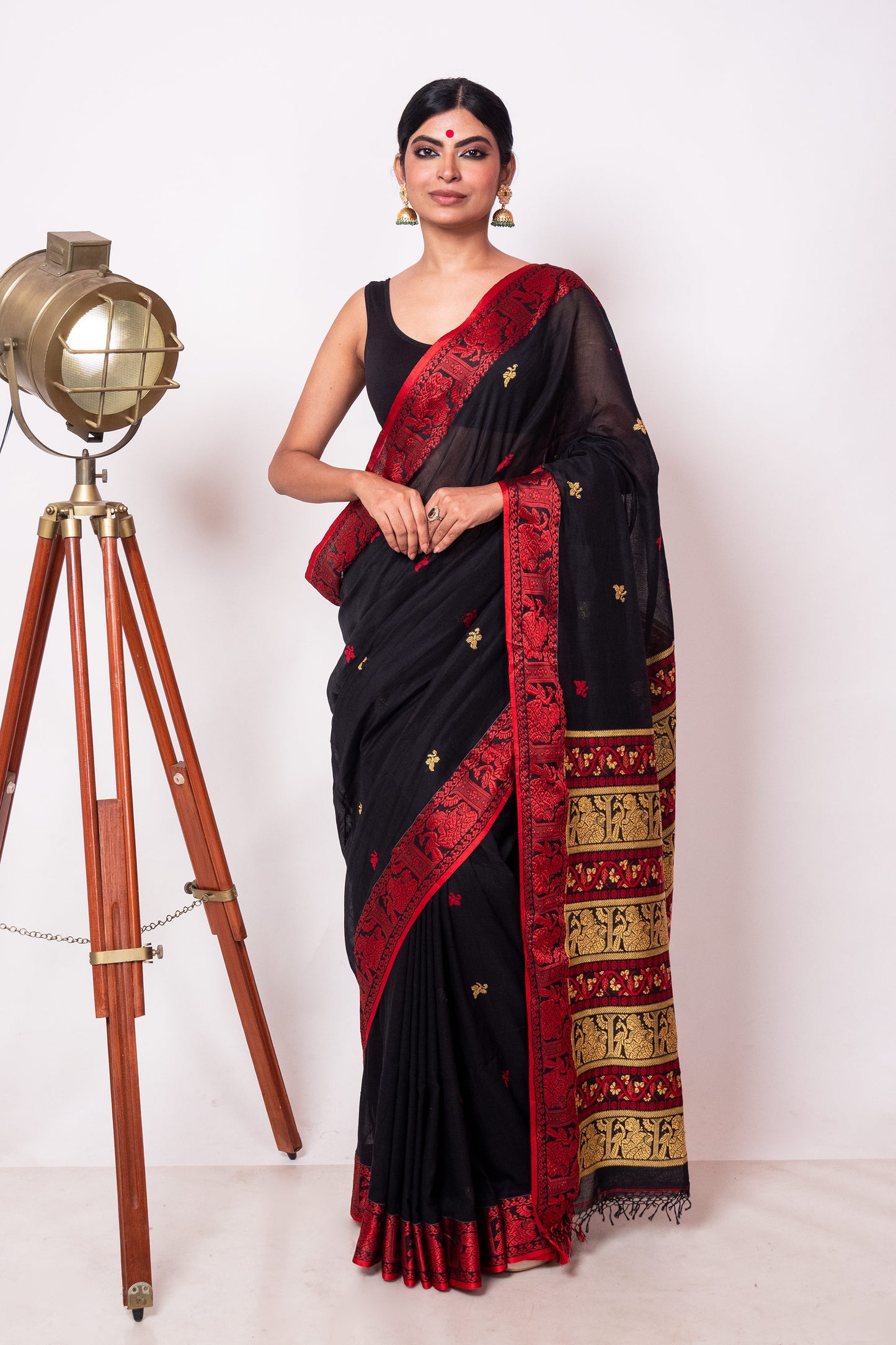 Black Cotton Handloom Woven Human Figure Baluchari Saree