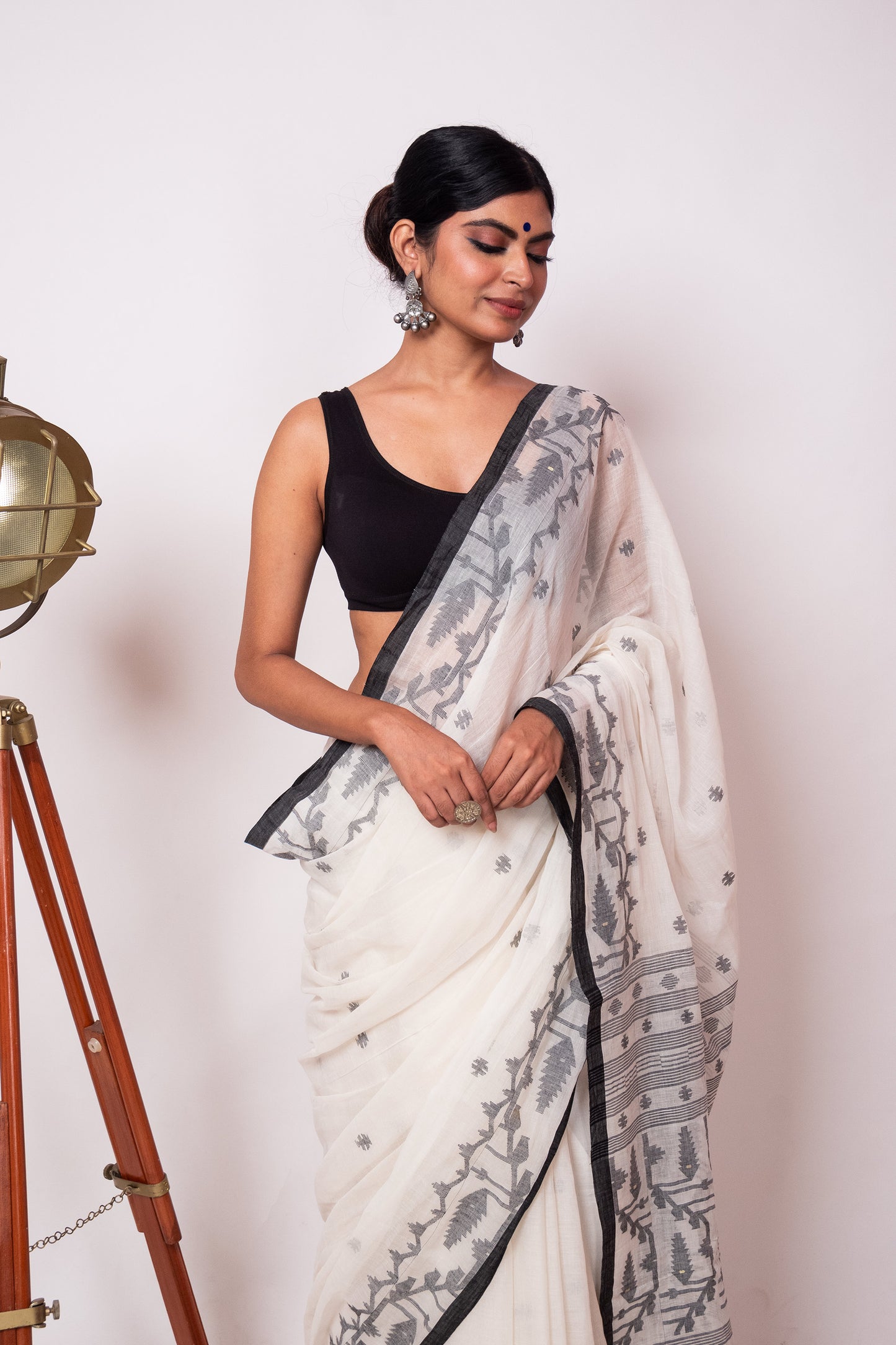 White Black Purely Handloom Needle Woven Jamdani Saree