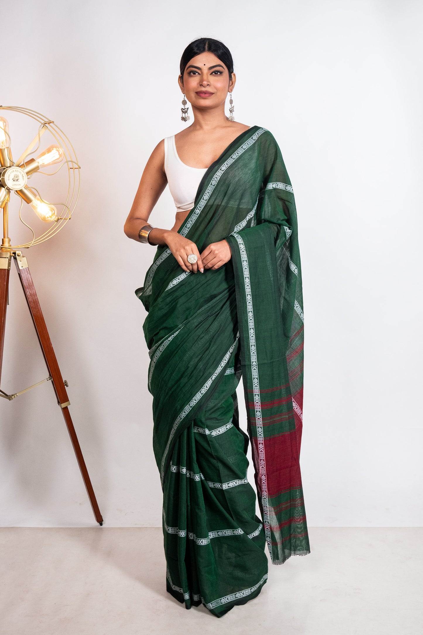 Green Fish Woven Stripes Cotton Dhaniakhali Saree