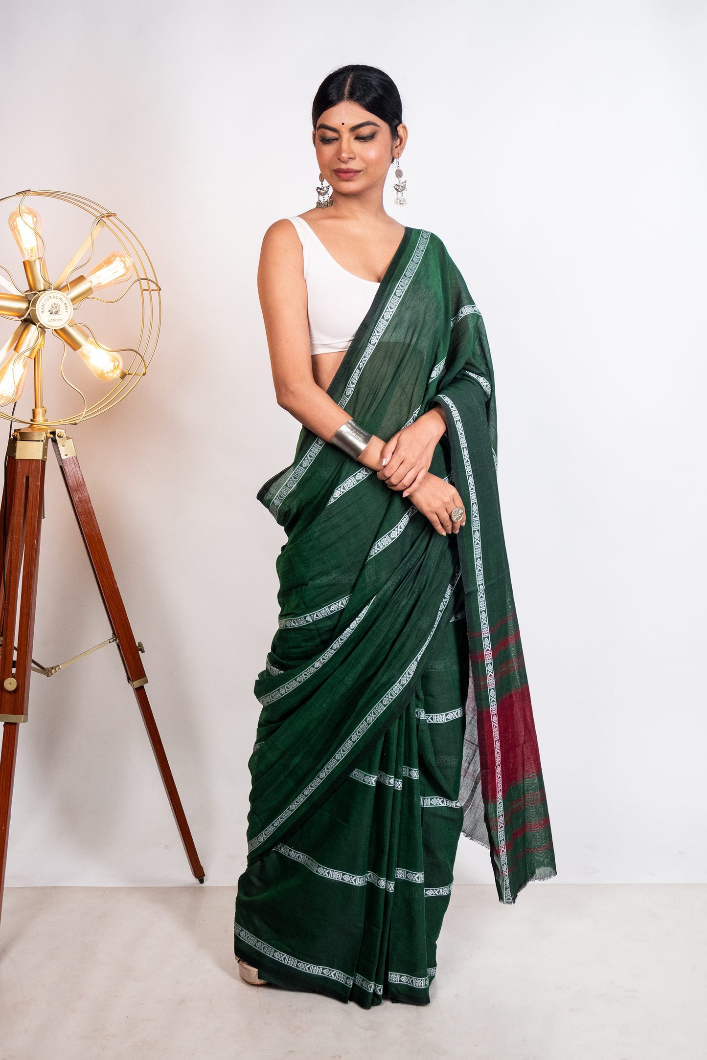 Green Fish Woven Stripes Cotton Dhaniakhali Saree
