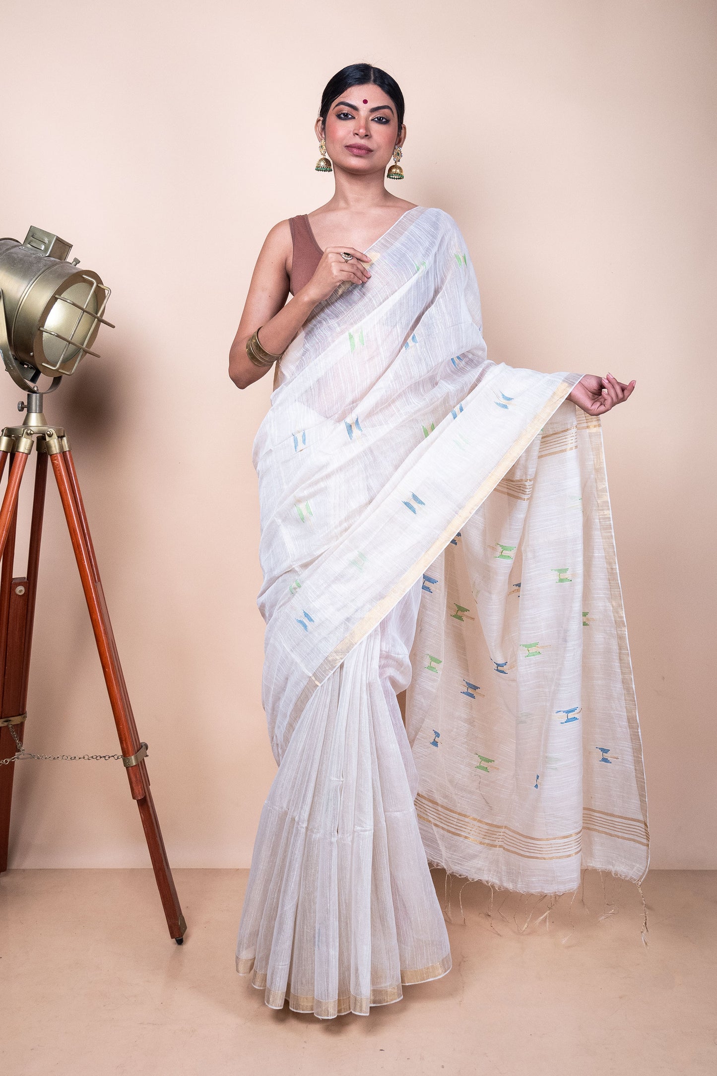 Dreamy White Semi-Tissue Saree with Handwoven Buttis
