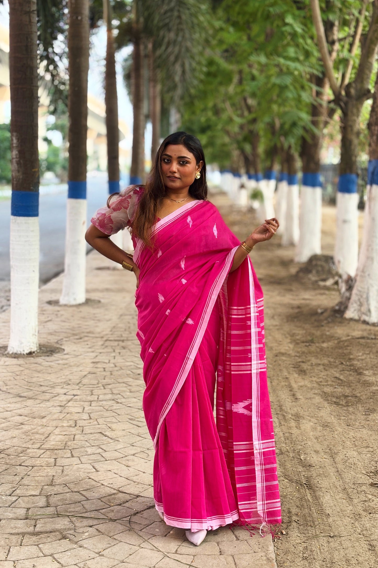 Deep Pink Purely Handloom Needle Woven Jamdani Saree