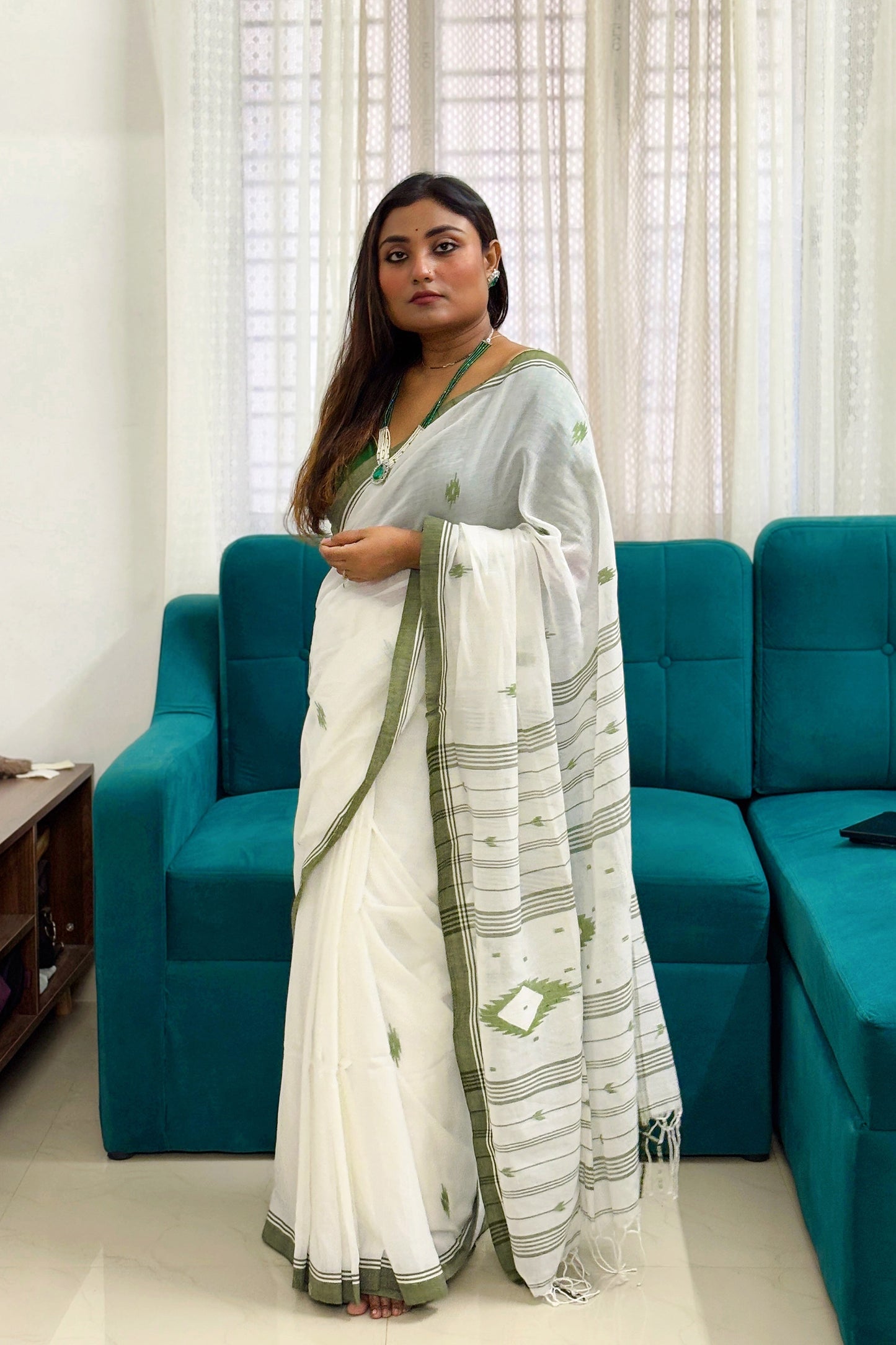 White Purely Handloom Needle Woven Jamdani Saree