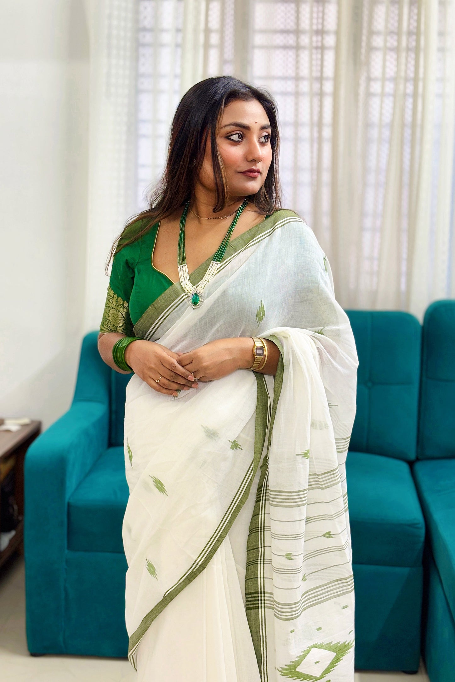 White Purely Handloom Needle Woven Jamdani Saree