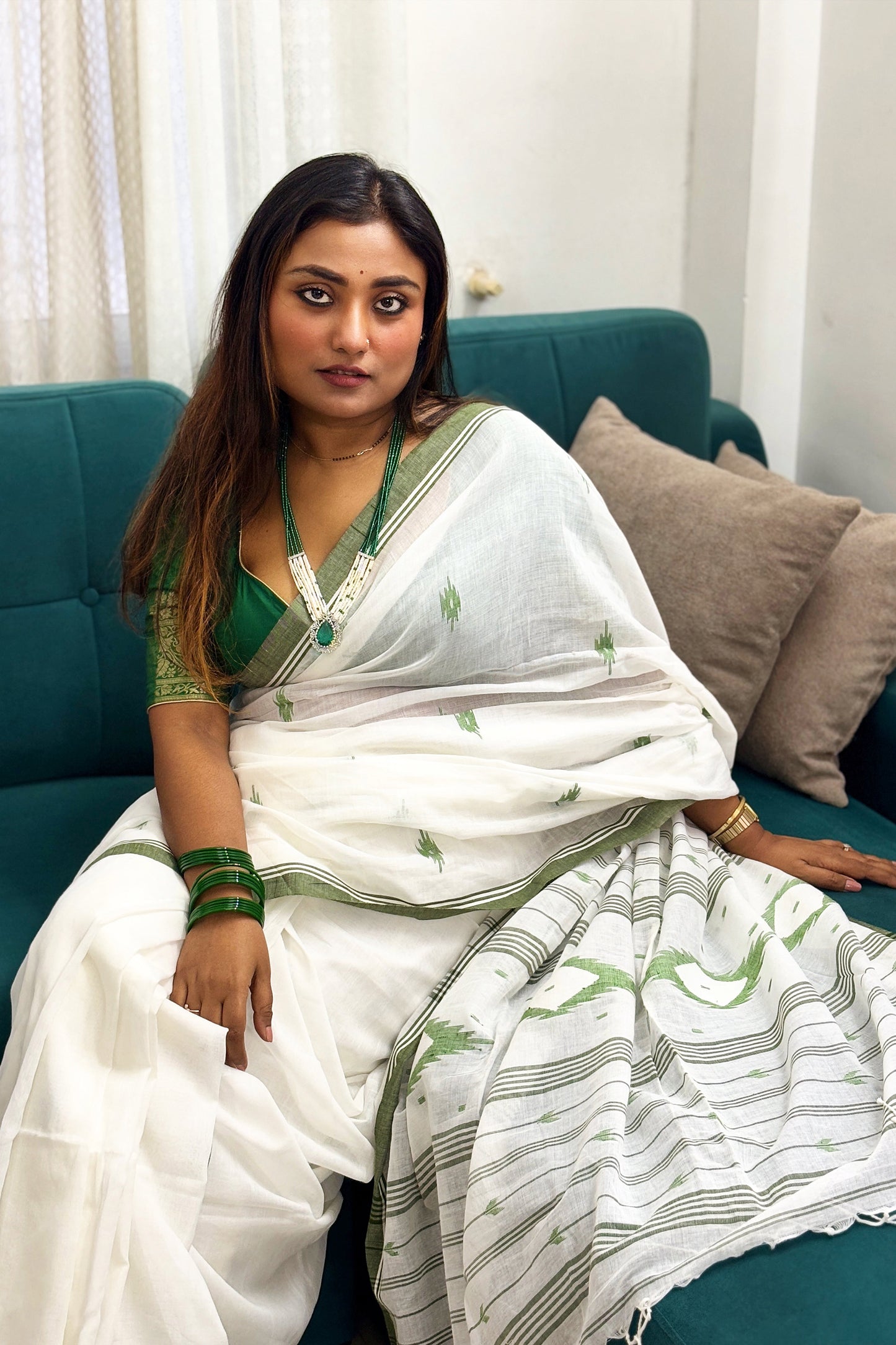 White Purely Handloom Needle Woven Jamdani Saree
