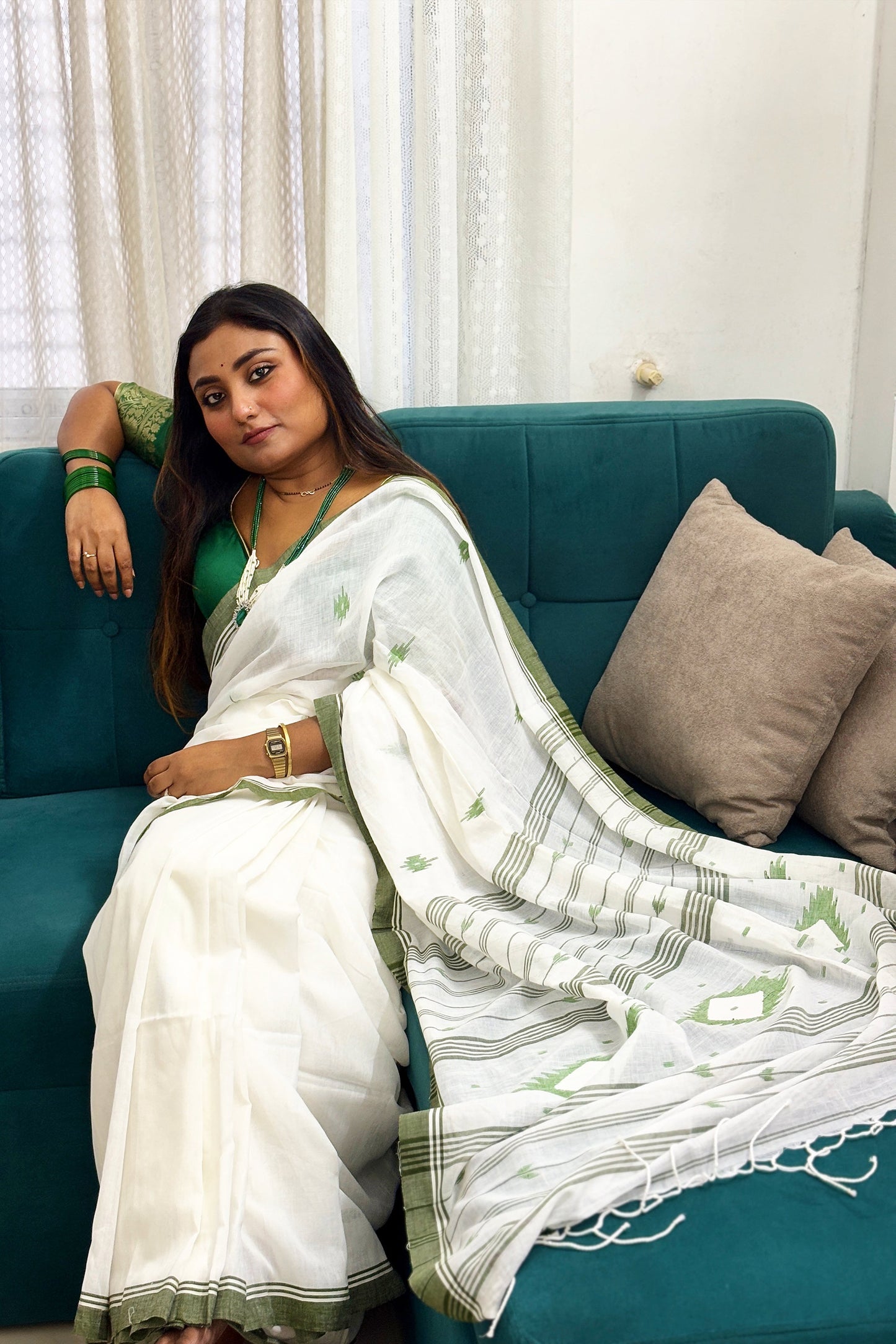 White Purely Handloom Needle Woven Jamdani Saree