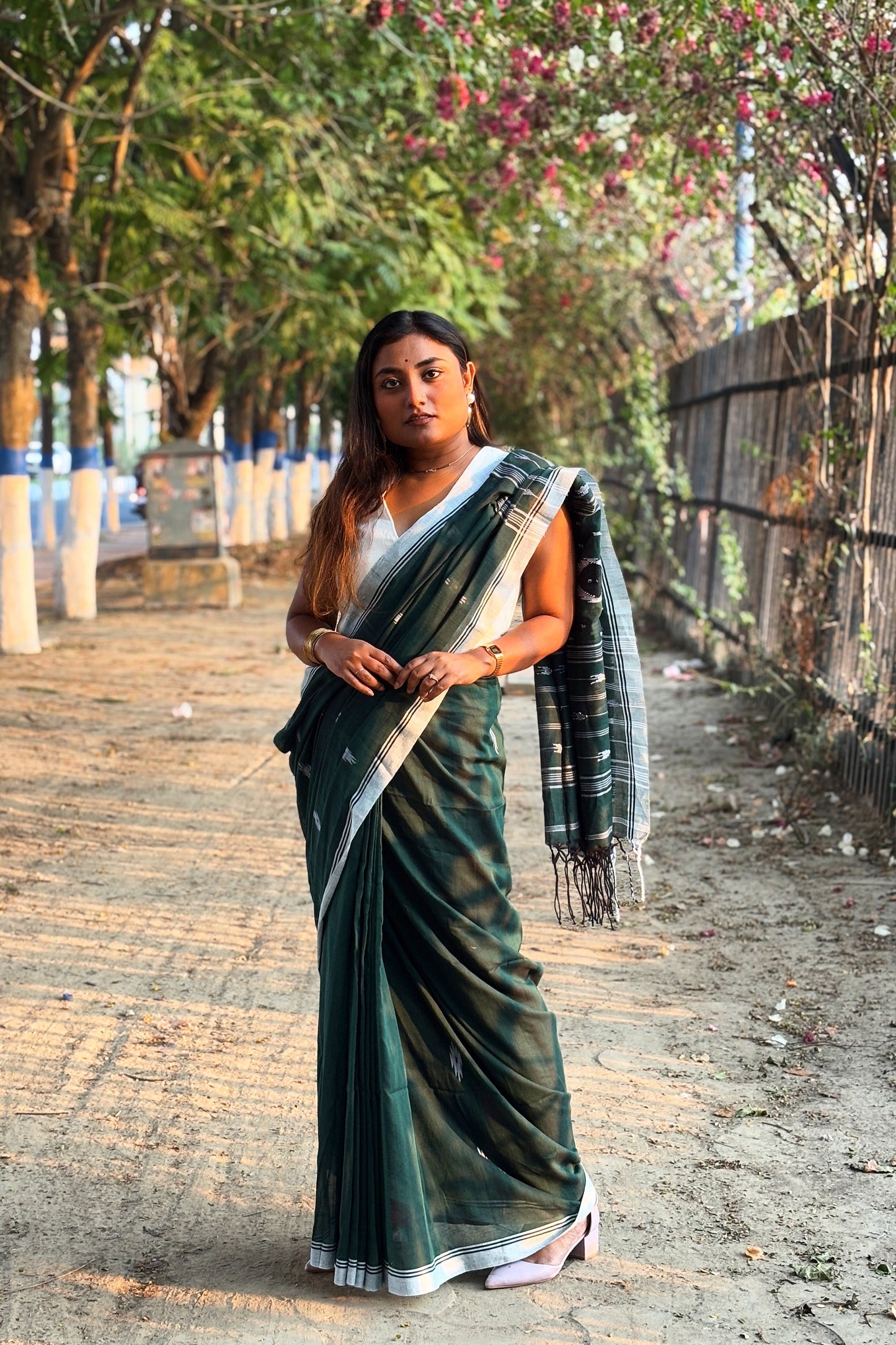 Forest Green Purely Handloom Needle Woven Jamdani Saree