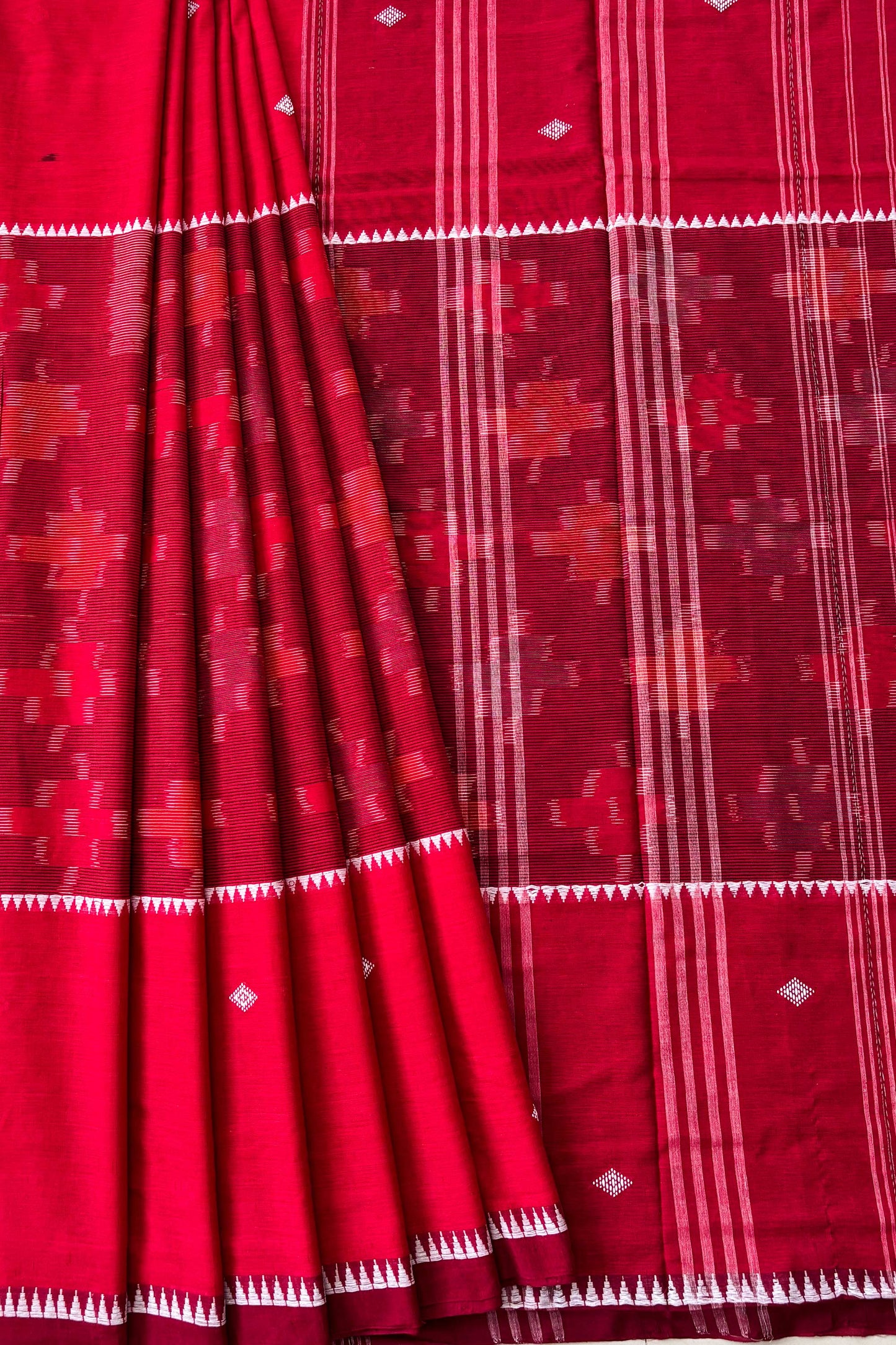 Red-Maroon Dhaniakhali Ikat Madhyamani Cotton Saree