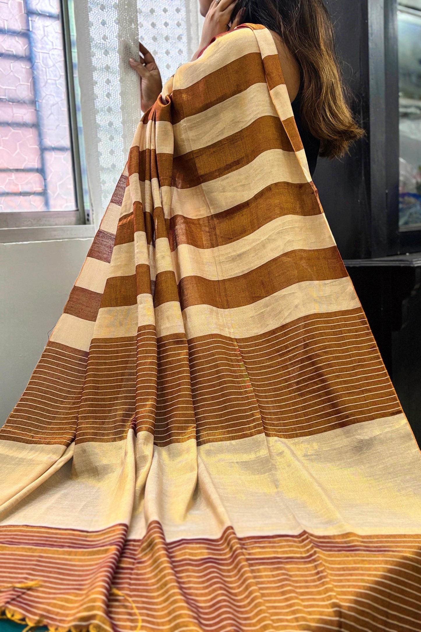 Golden-Champagne Tissue Linen Saree