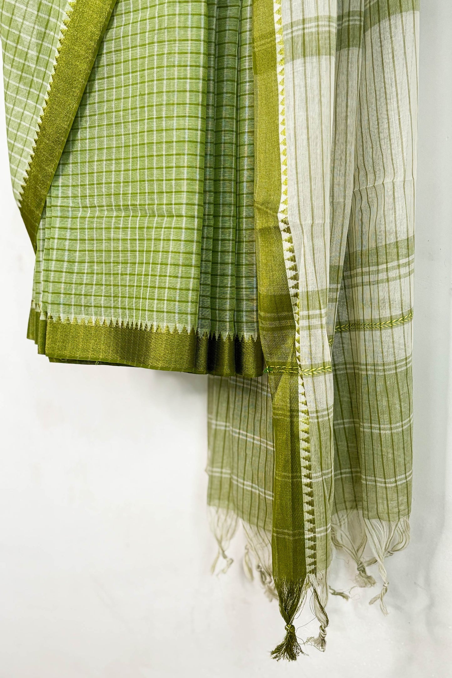 Green White Check Cotton Dhaniakhali Saree