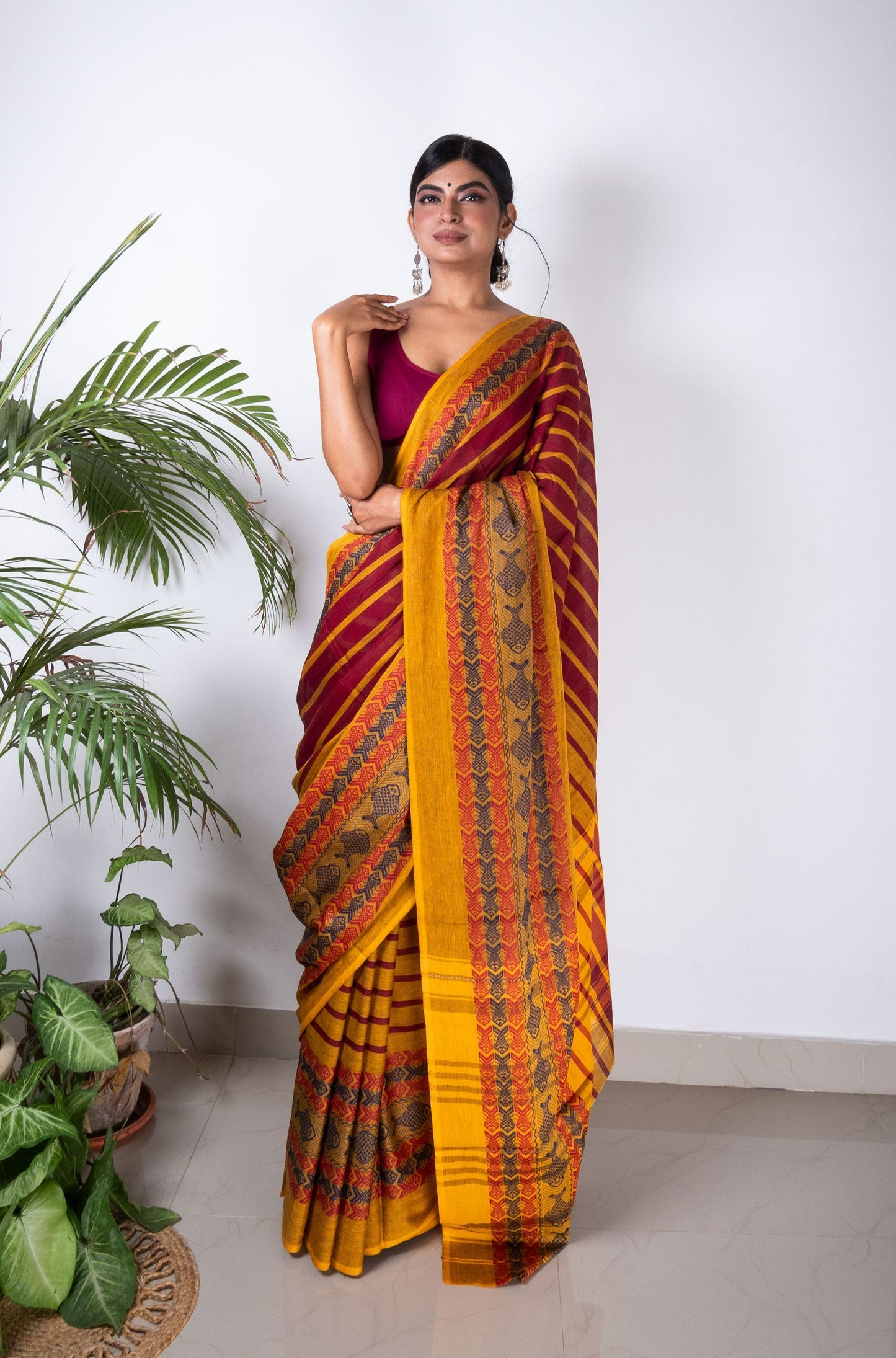 Yellow-Maroon Dhaniakhali Cotton Fish Motif Saree