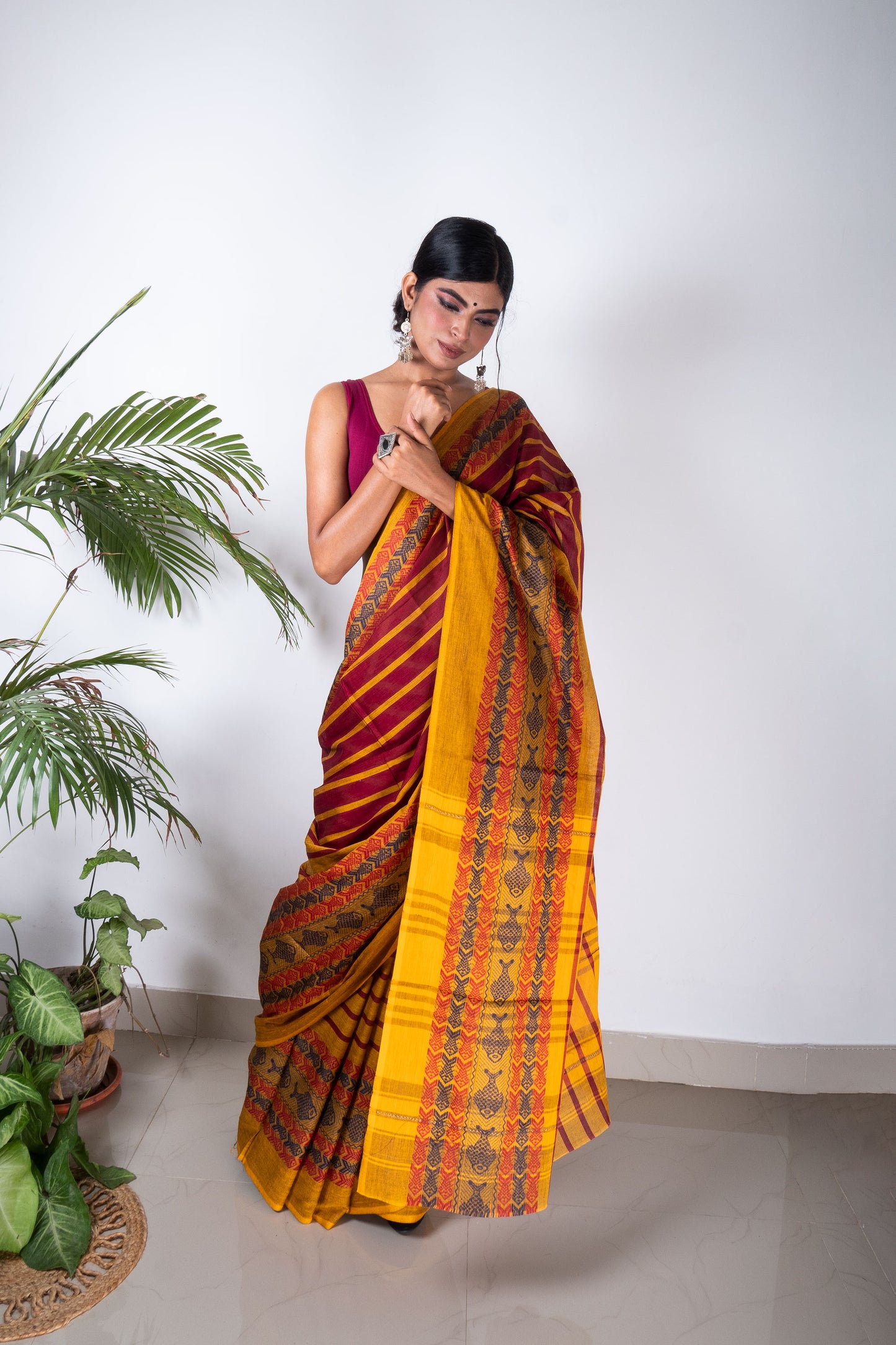 Yellow-Maroon Dhaniakhali Cotton Fish Motif Saree
