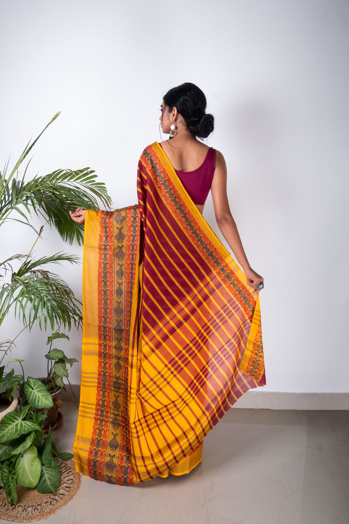 Yellow-Maroon Dhaniakhali Cotton Fish Motif Saree