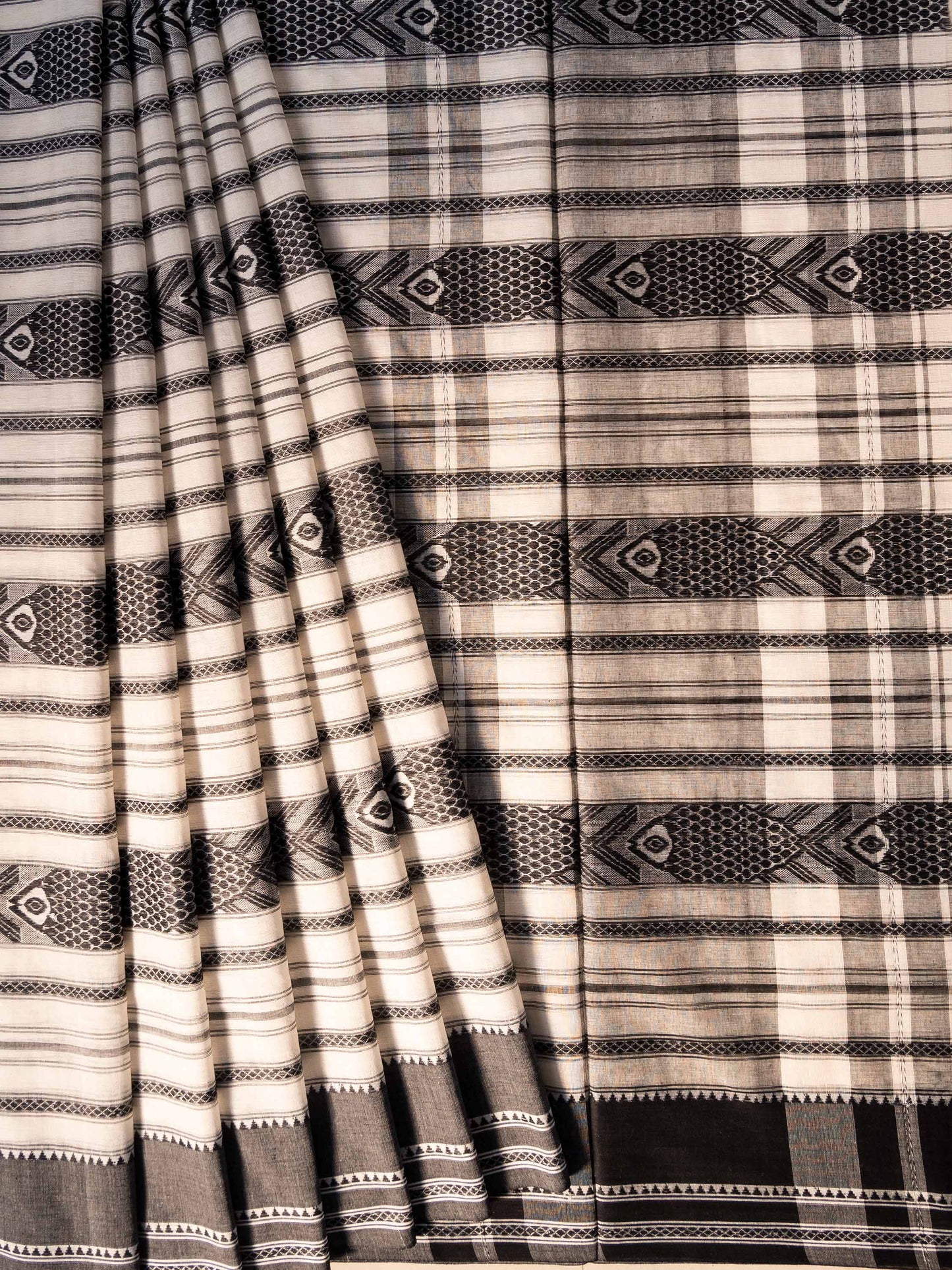 White-Black Fish Motifs Dhaniakhali Cotton Saree