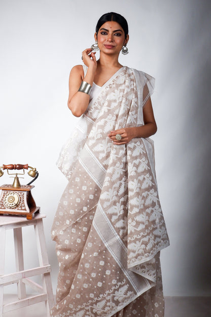 Pastel Bengal Jamdani Saree
