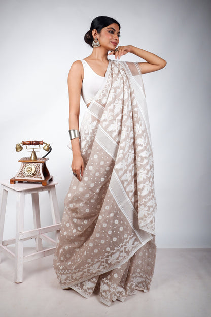 Pastel Bengal Jamdani Saree