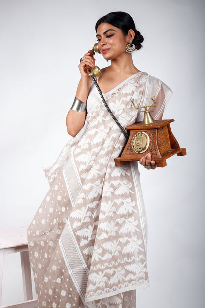Pastel Bengal Jamdani Saree