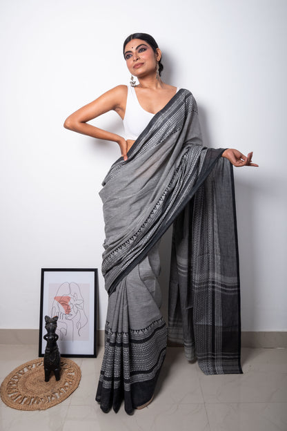 Black White Cotton Small Check Dhaniakhali Saree with Skirt Borders