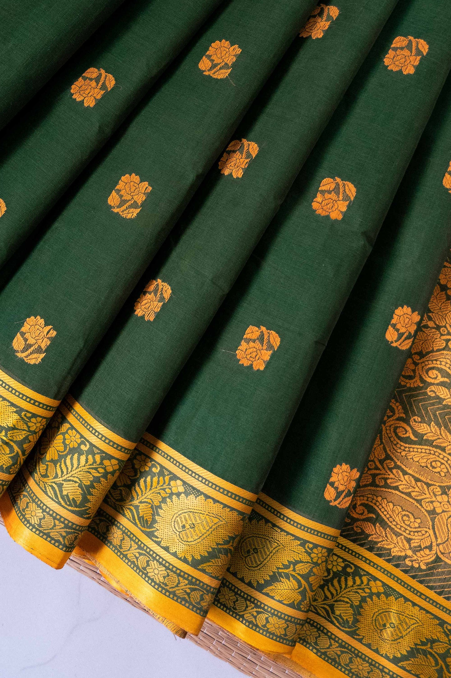 Royal Green Cotton Handloom Woven Baluchari Saree