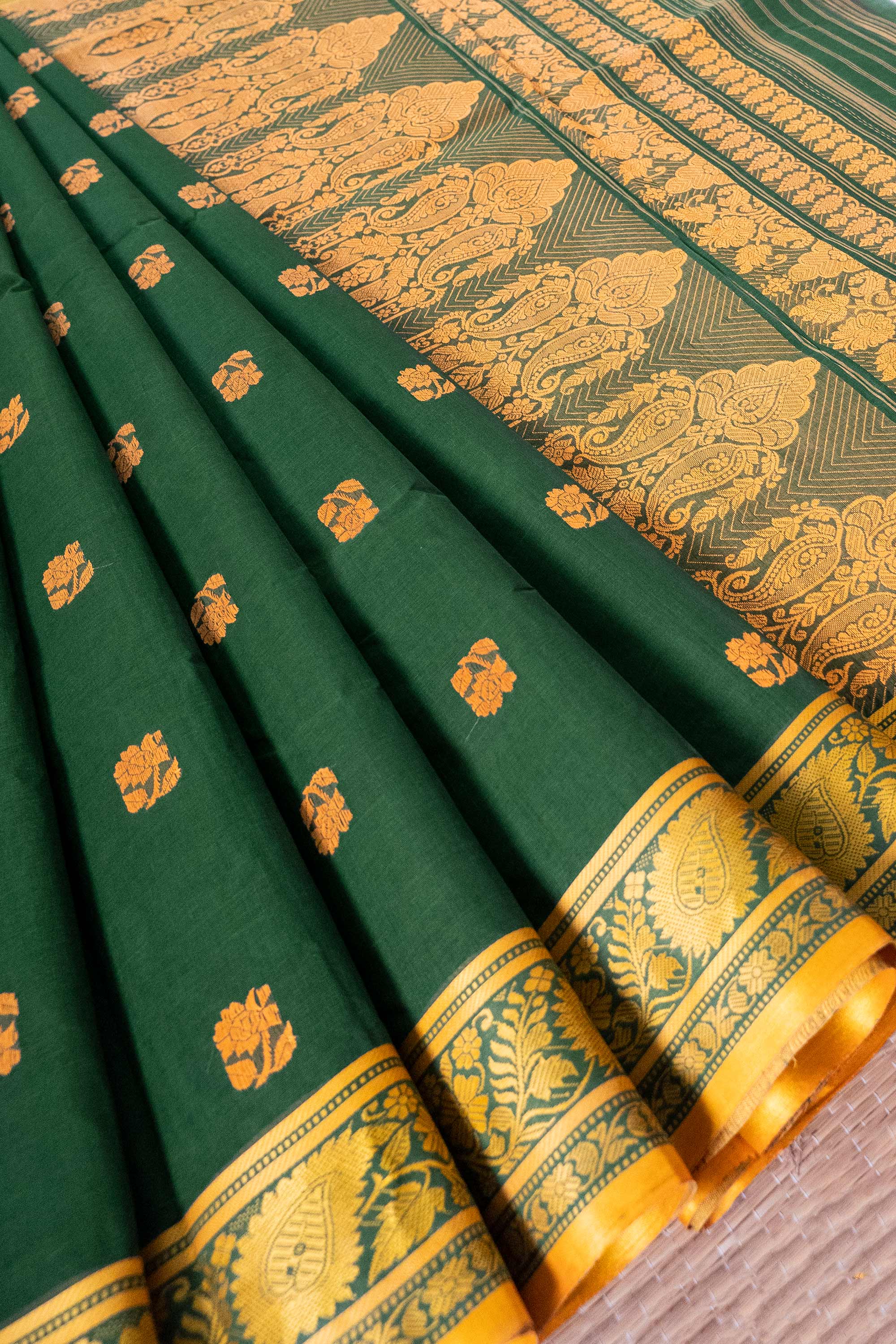 Peacock Green (mayur konthi) Baluchari Saree - Baluchari Saree