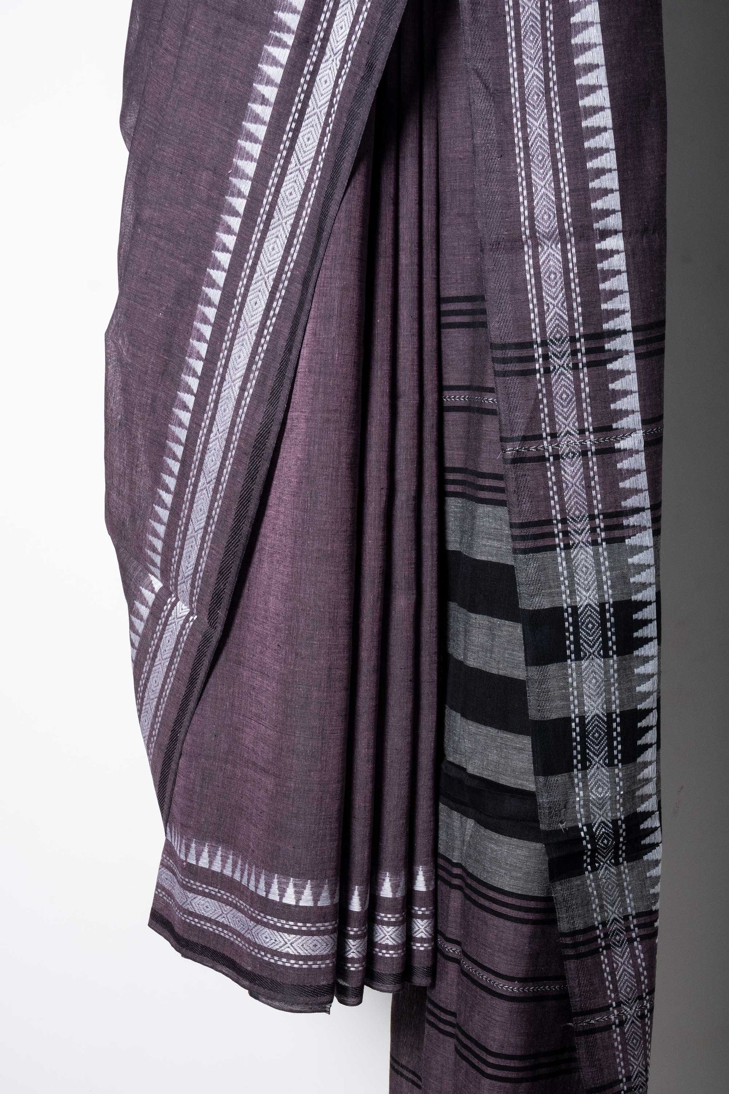 Deep Mauve Cotton Dhaniakhali Saree with White Thin Borders