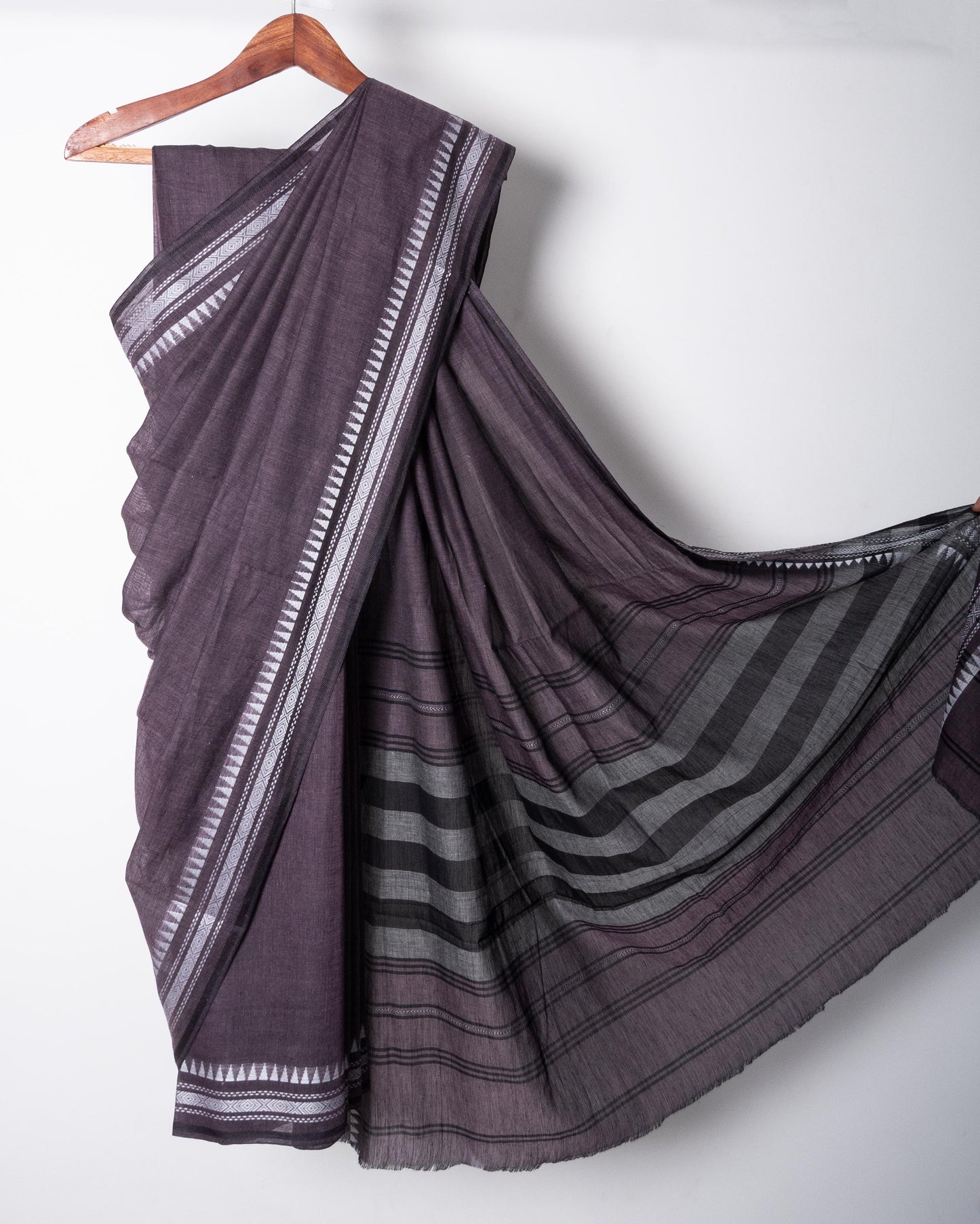 Deep Mauve Cotton Dhaniakhali Saree with White Thin Borders