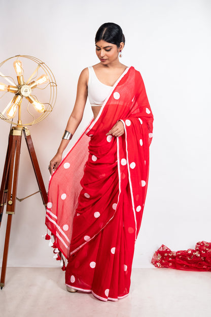 White Bobby Printed Red Mul Cotton Saree