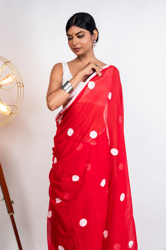 White Bobby Printed Red Mul Cotton Saree