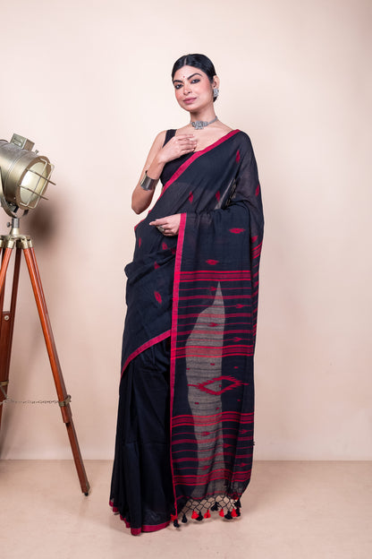 Black-Red Handloom Needle Woven Jamdani Saree