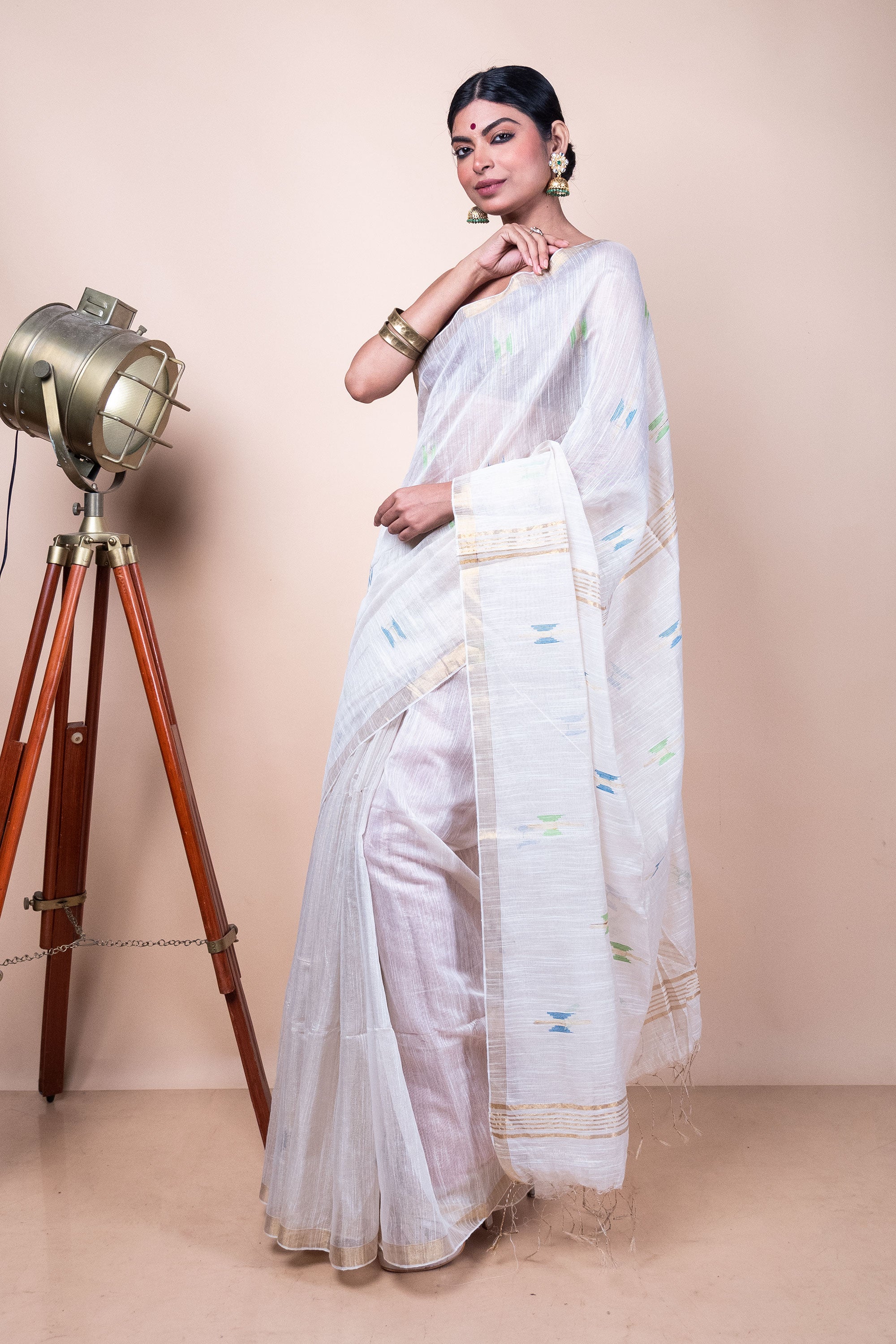 White Mixed Tissue Saree with Jamdani Motifs