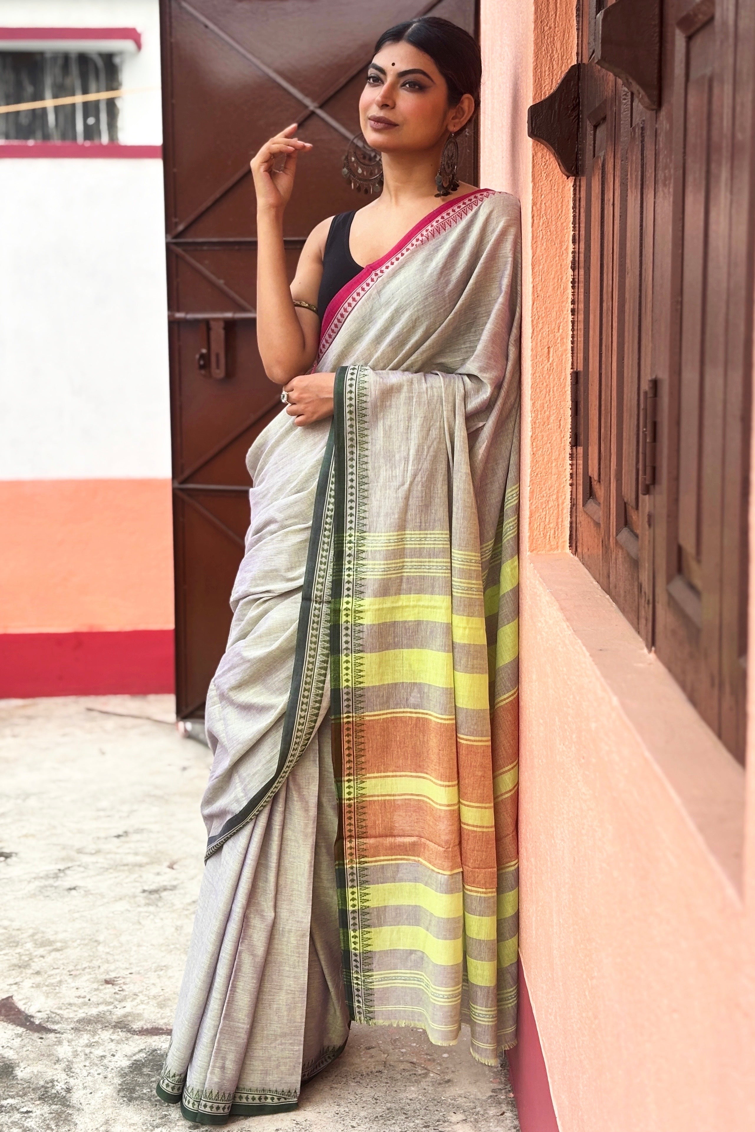 Dual Tone Cotton Dhaniakhali Saree with Neon Green Pallu