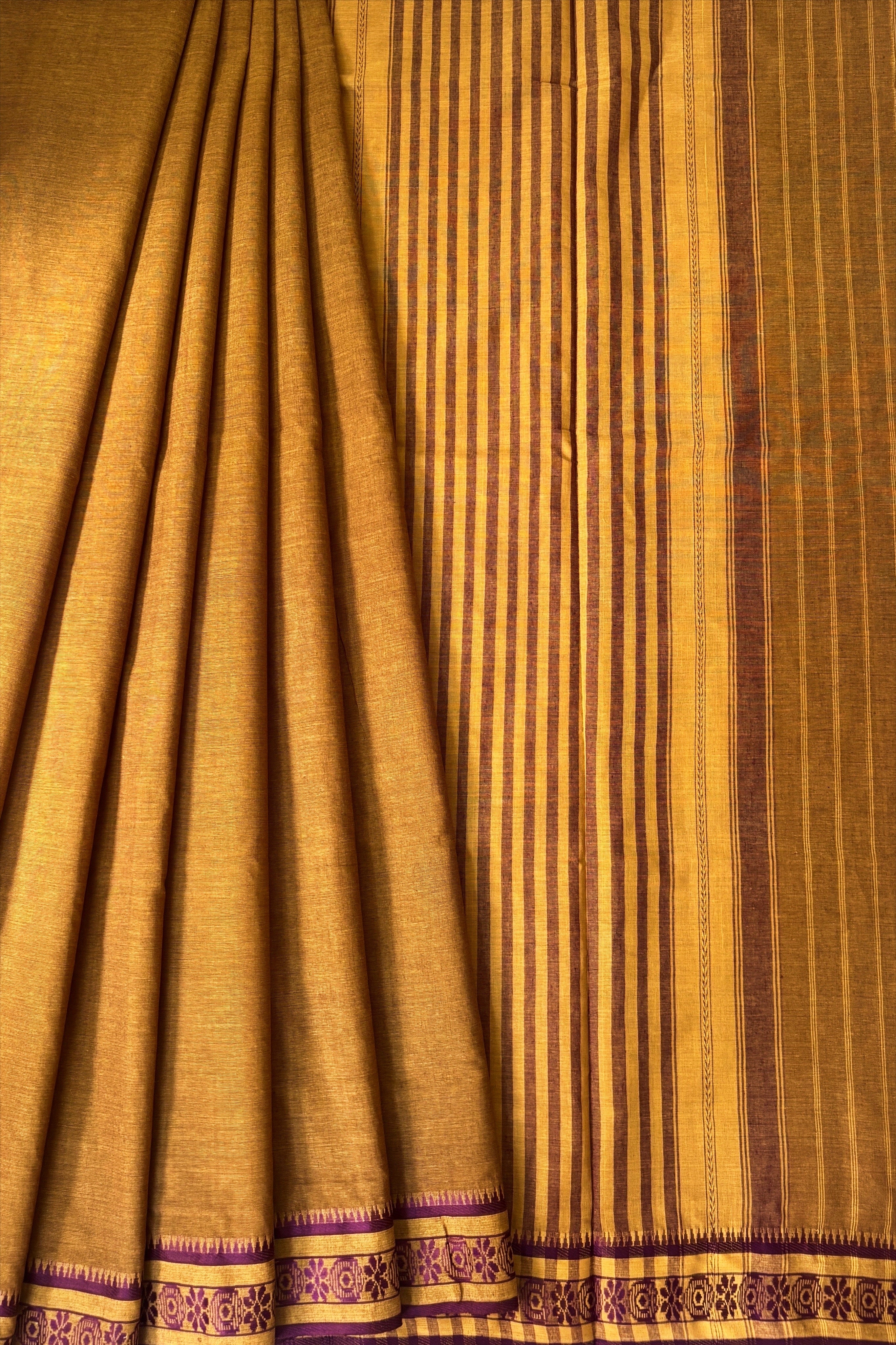 Dalgona Cotton Dhaniakhali Saree