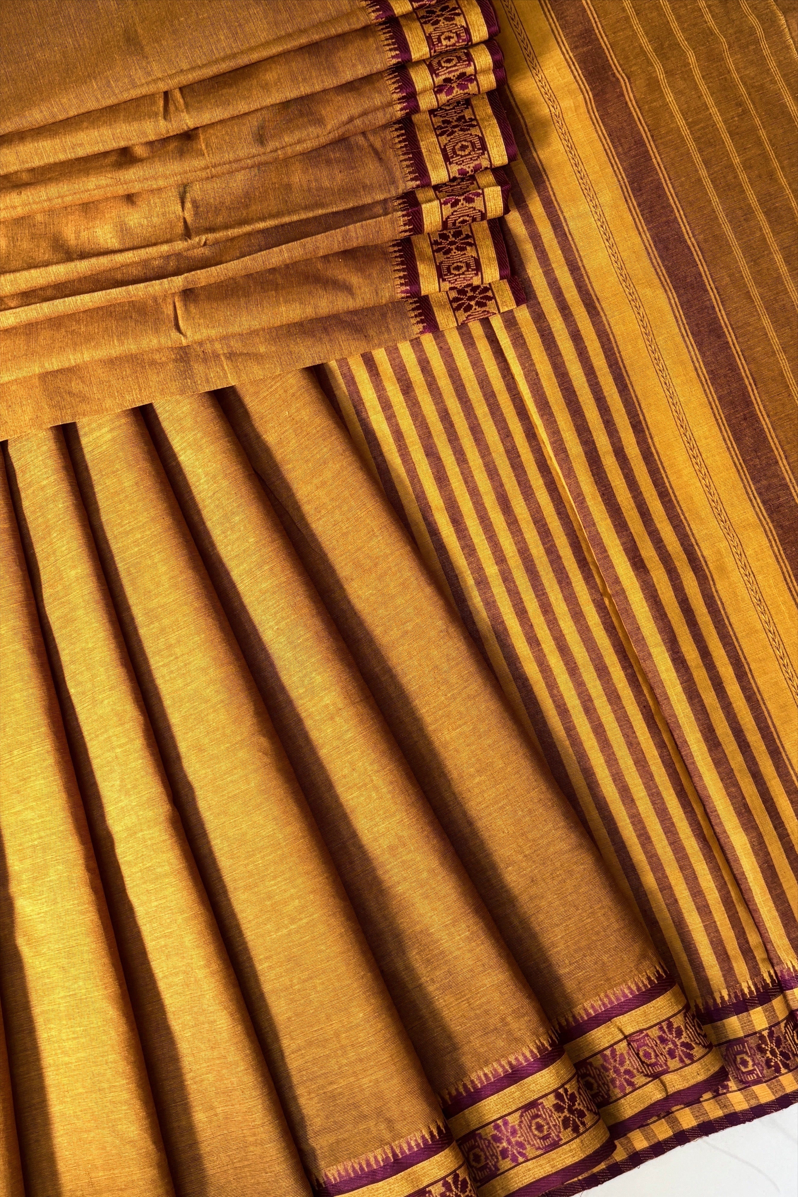 Dalgona Cotton Dhaniakhali Saree