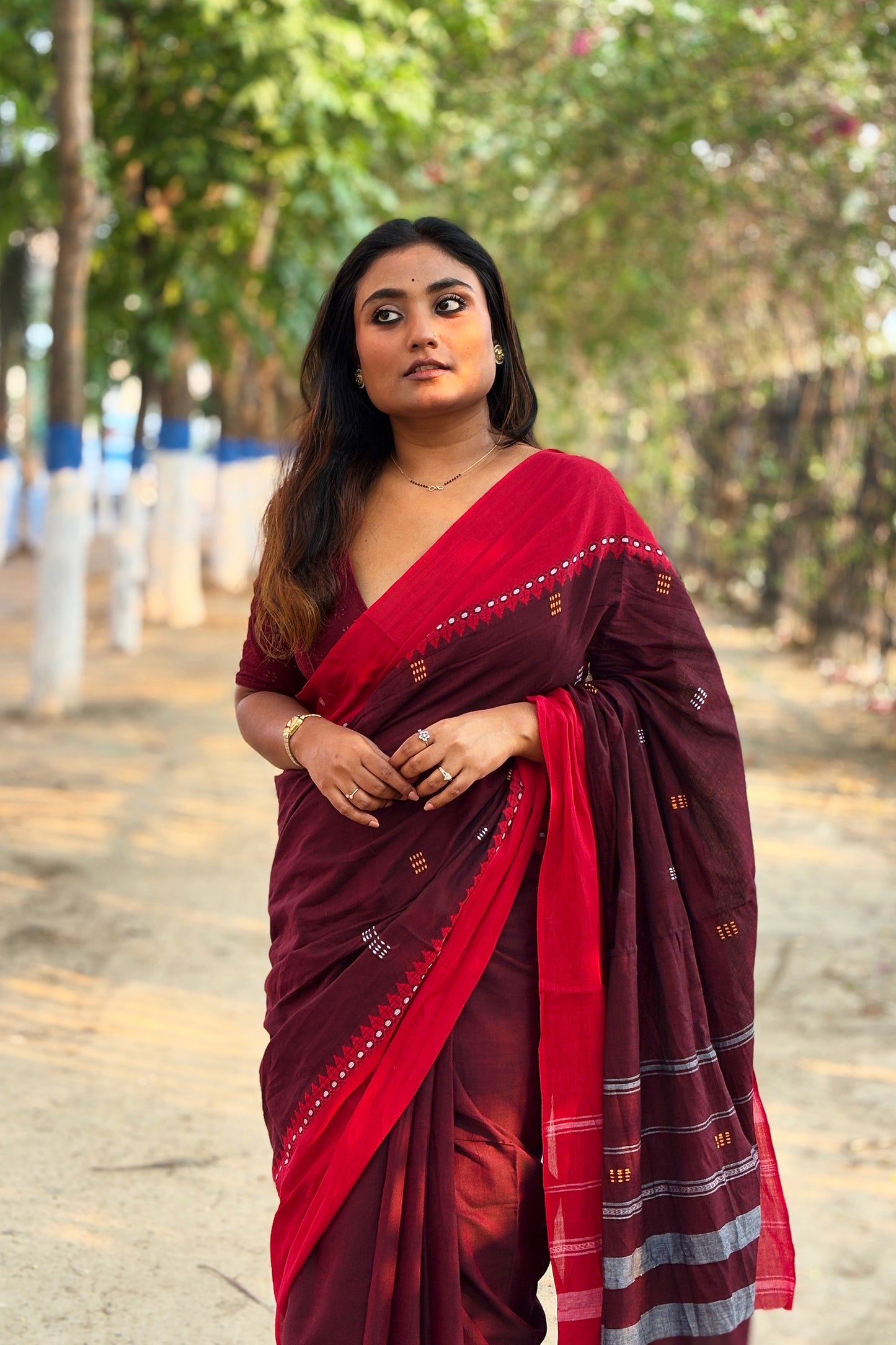 Burgundy Dhaniakhali Cotton Saree with Red Border
