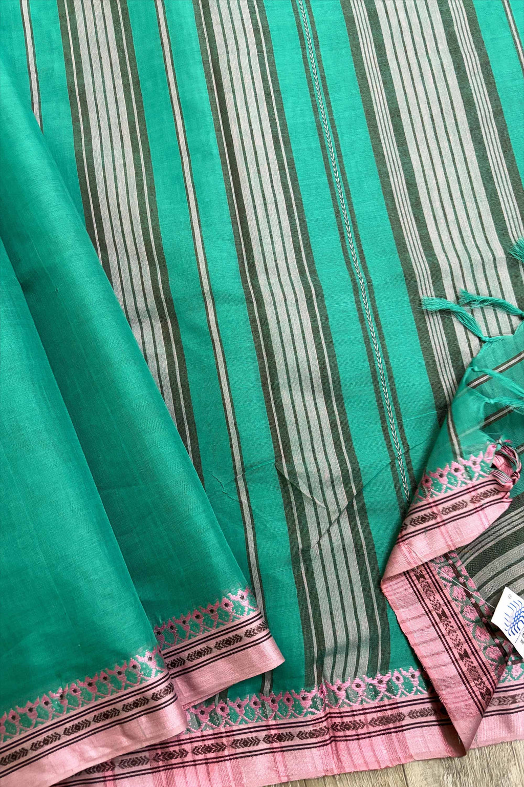 Tute Green Bengal Cotton Saree with Pink Woven Borders