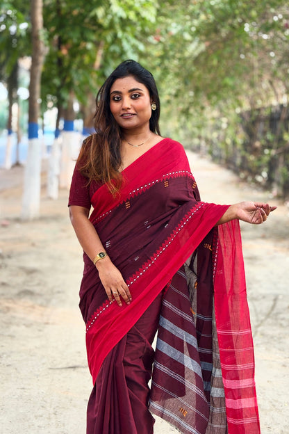 Burgundy Dhaniakhali Cotton Saree with Red Border