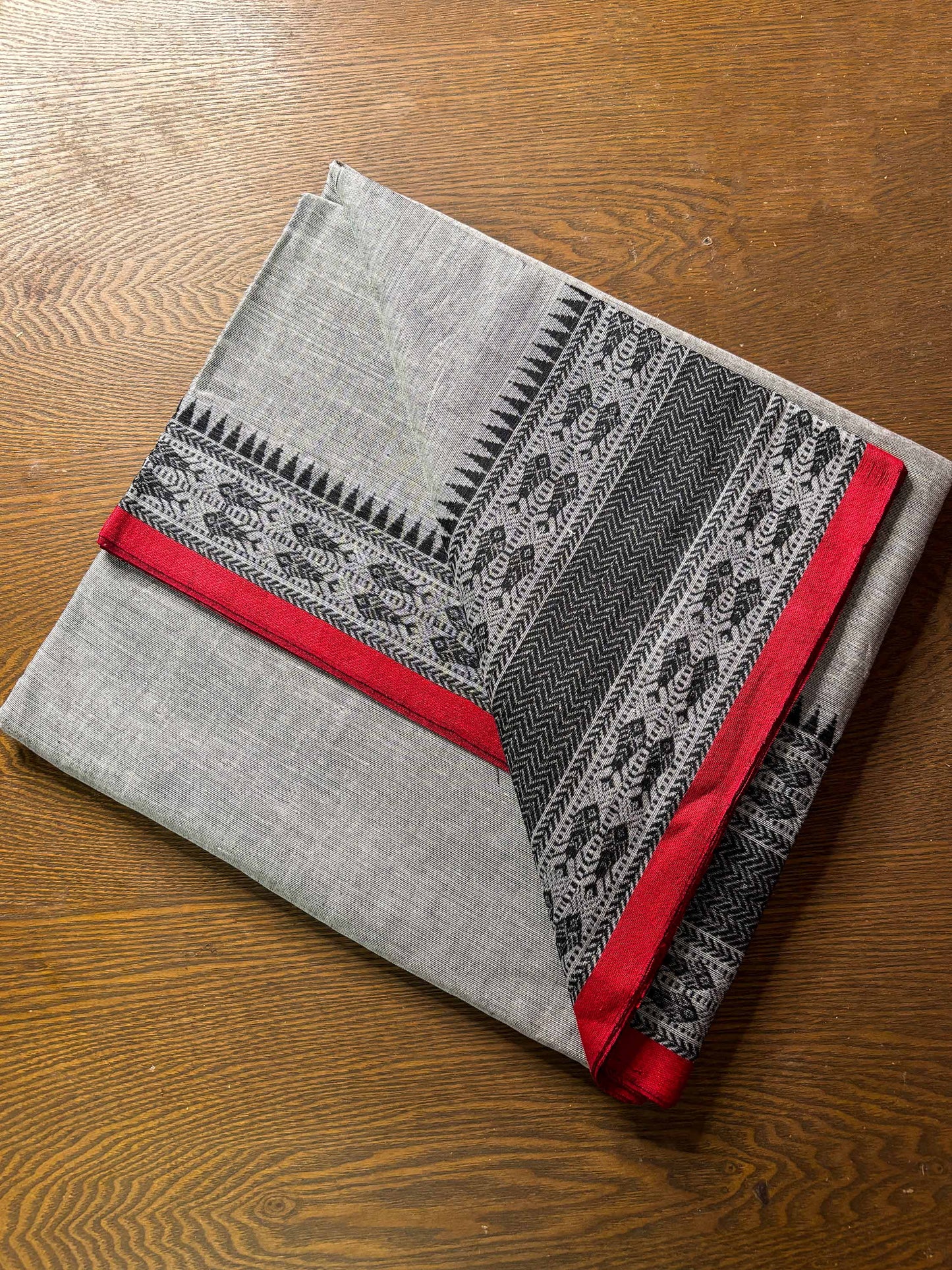 Grey Cotton Dhaniakhali Saree with Fish Woven Border