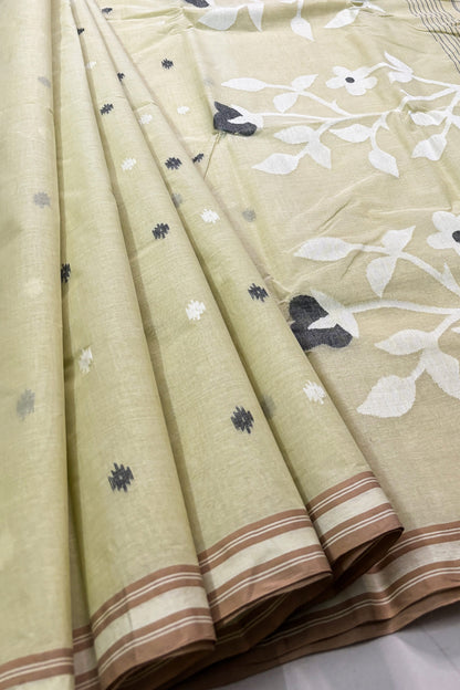 Light Pista Green Purely Handloom Needle Woven Jamdani Saree