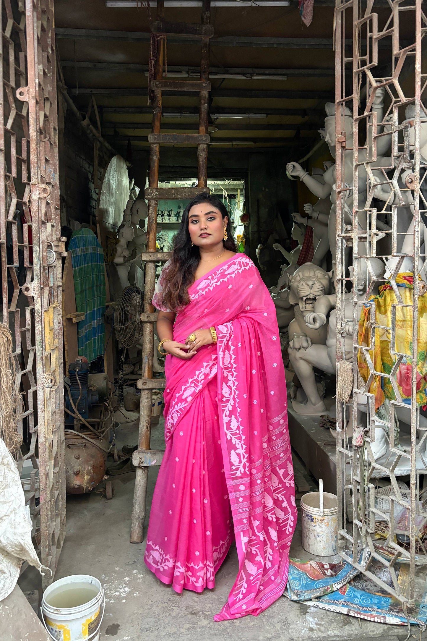 Pink White Purely Handloom Needle Woven Jamdani Saree