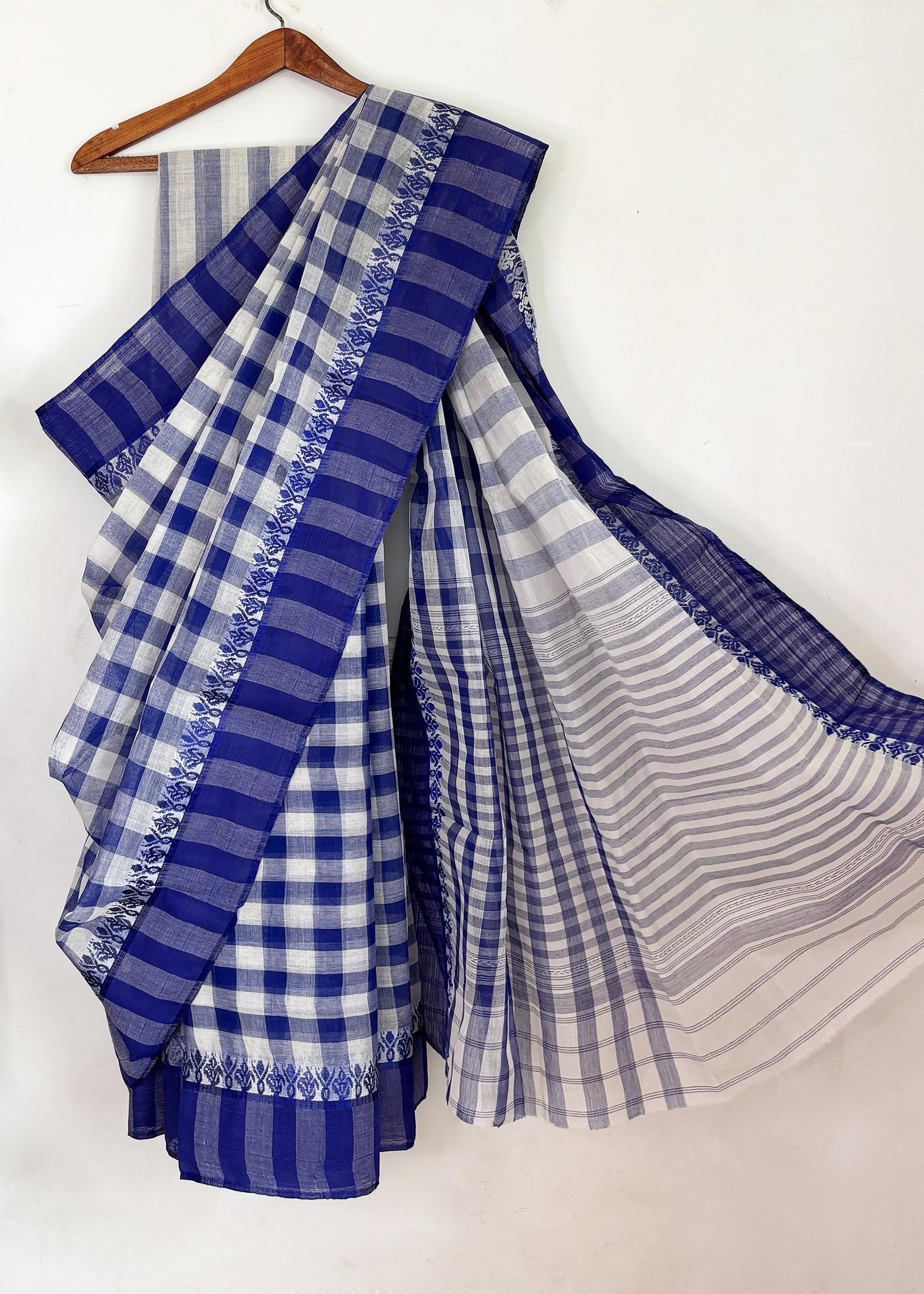 White Blue Check Cotton Dhaniakhali Saree