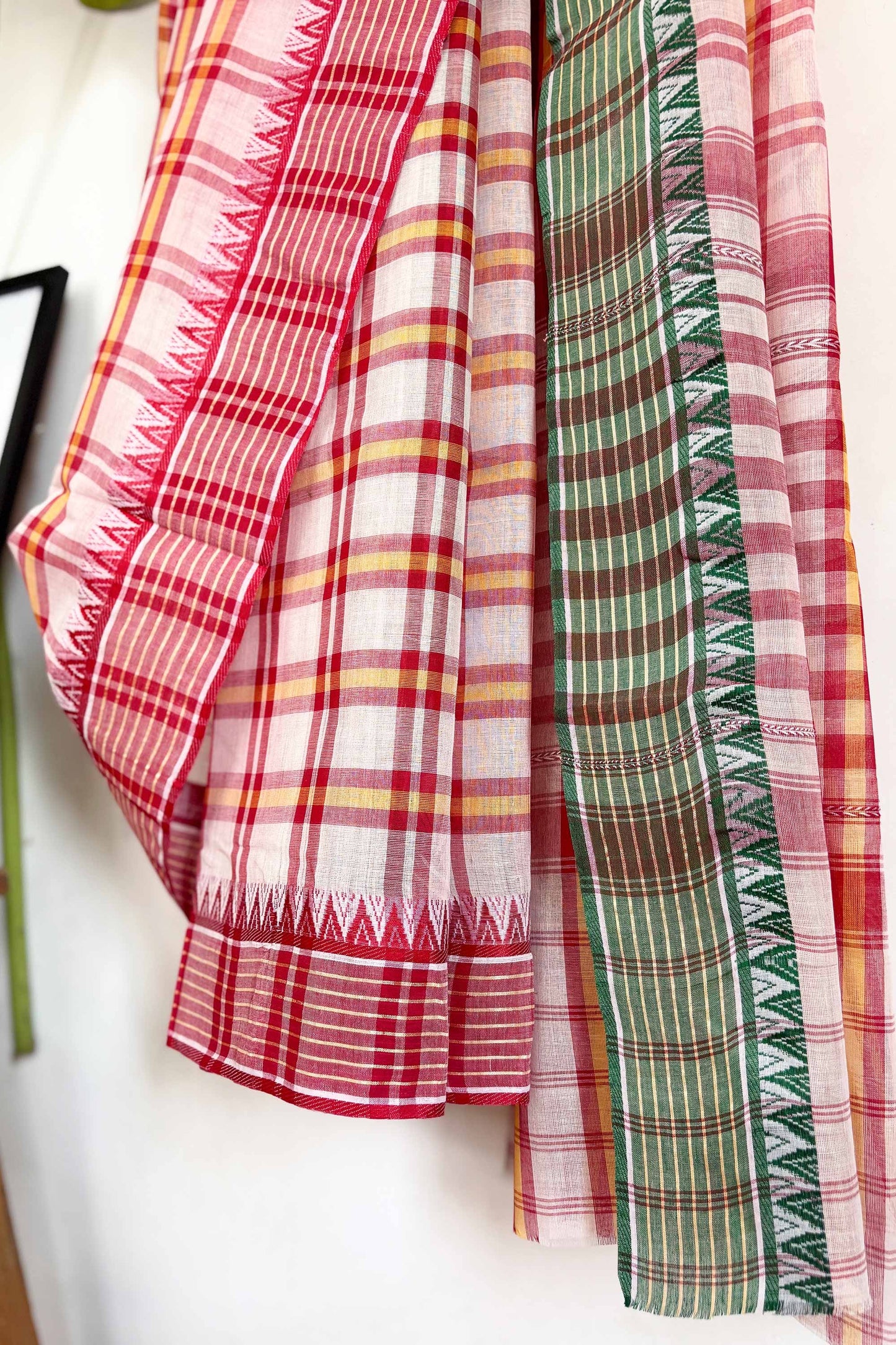 White Red Check Cotton Dhaniakhali Saree with Ganga Jamuna Border